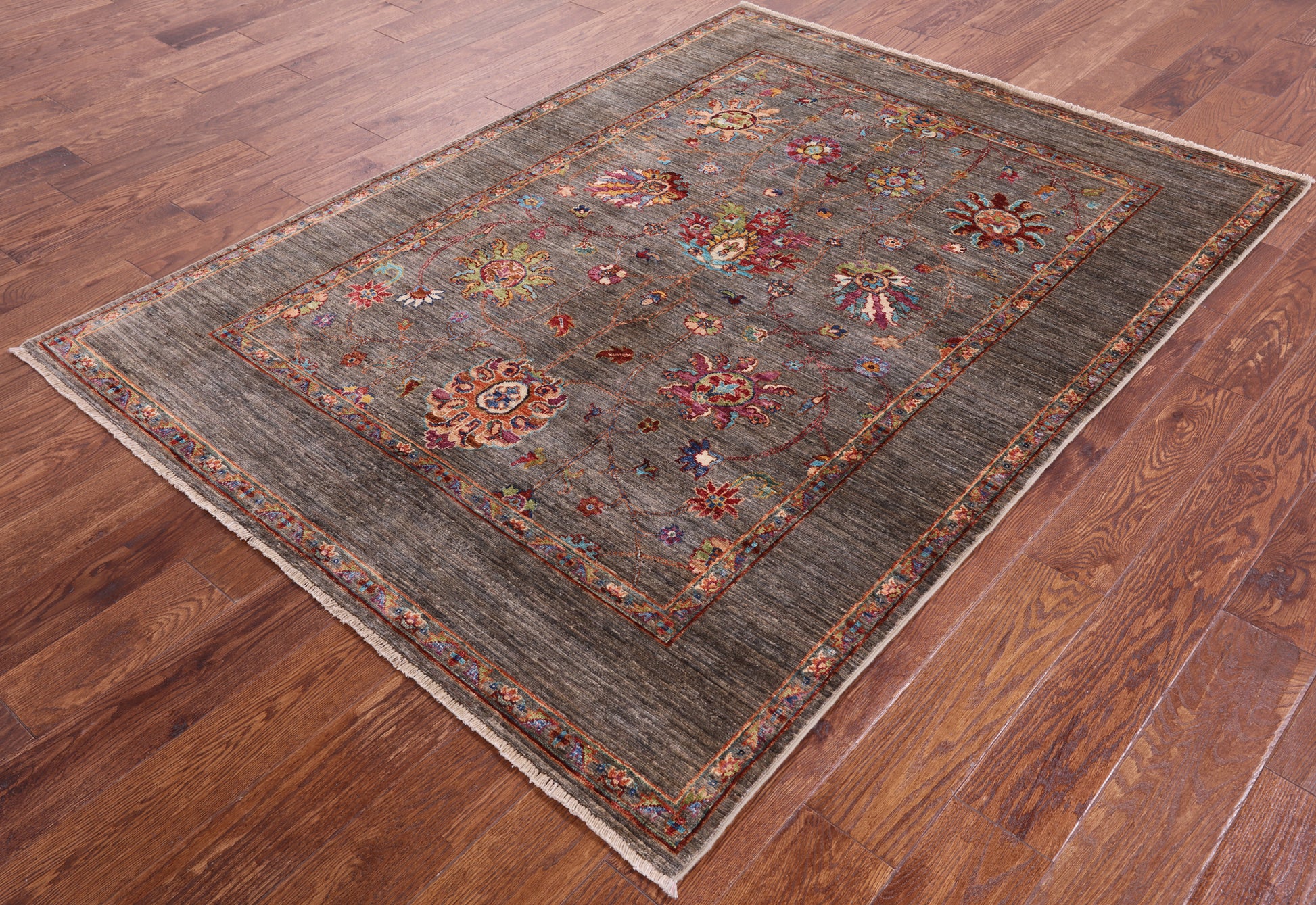 Peshawar Handmade Wool Rug - 4' 10" X 6' 7" - Golden Nile