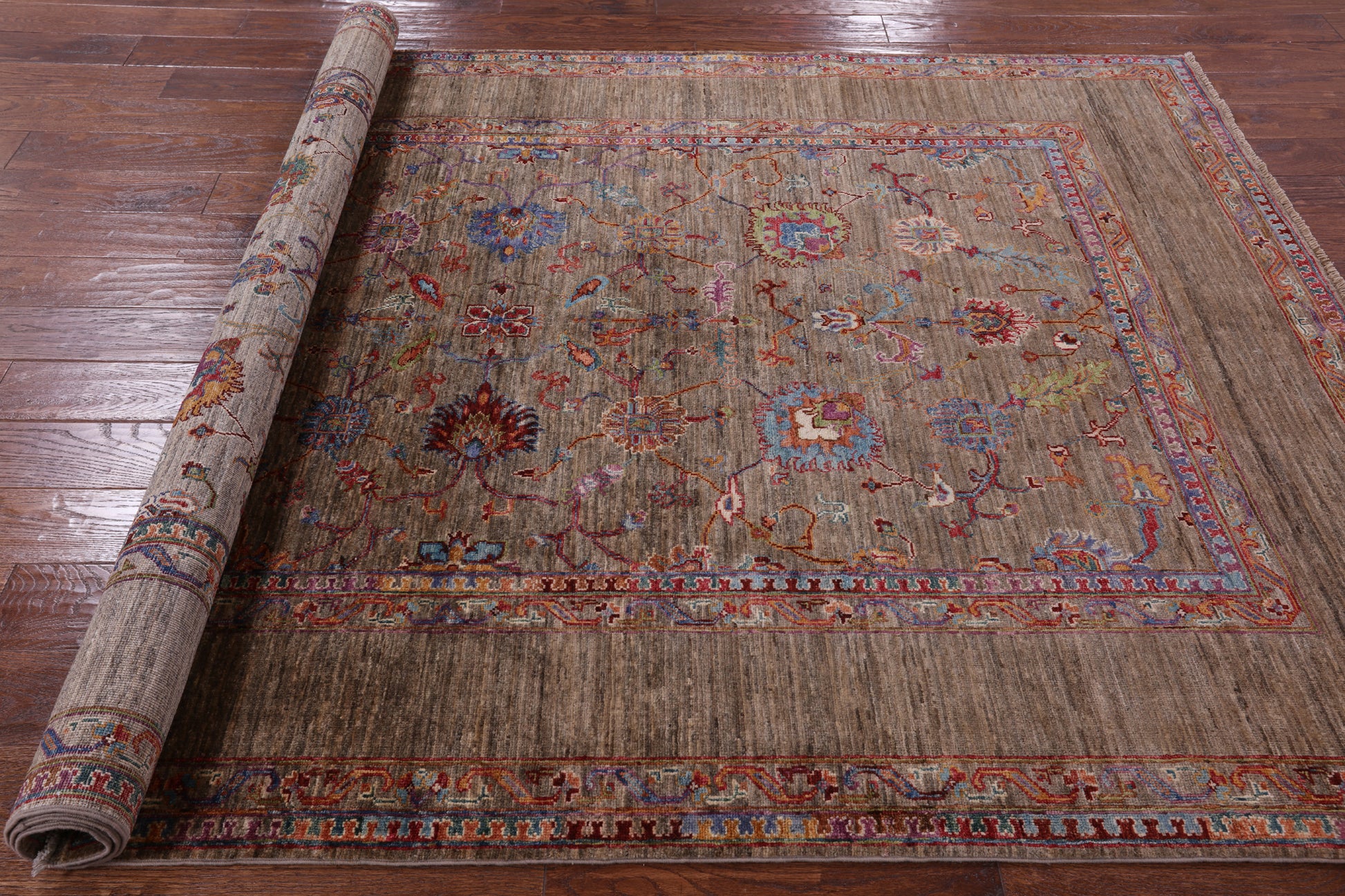 Peshawar Handmade Wool Rug - 5' 8" X 8' 5" - Golden Nile