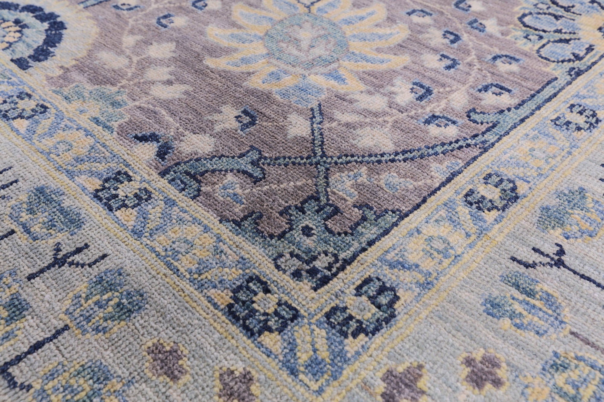 Grey Persian Tabriz Hand Knotted Wool Rug - 6' 2" X 8' 8" - Golden Nile