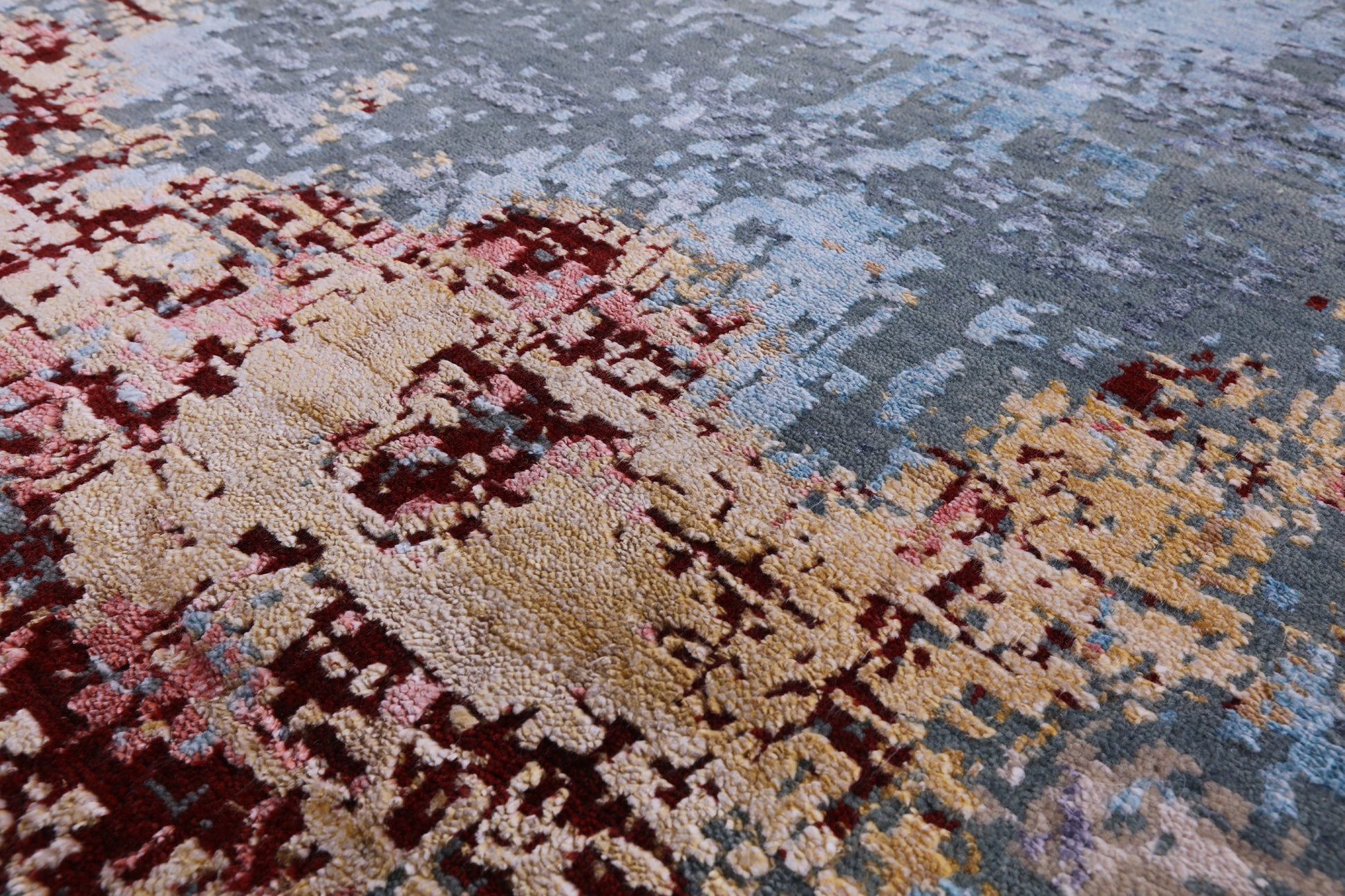 Modern Hand Knotted Wool & Silk Rug - 7' 11" X 10' 0" - Golden Nile
