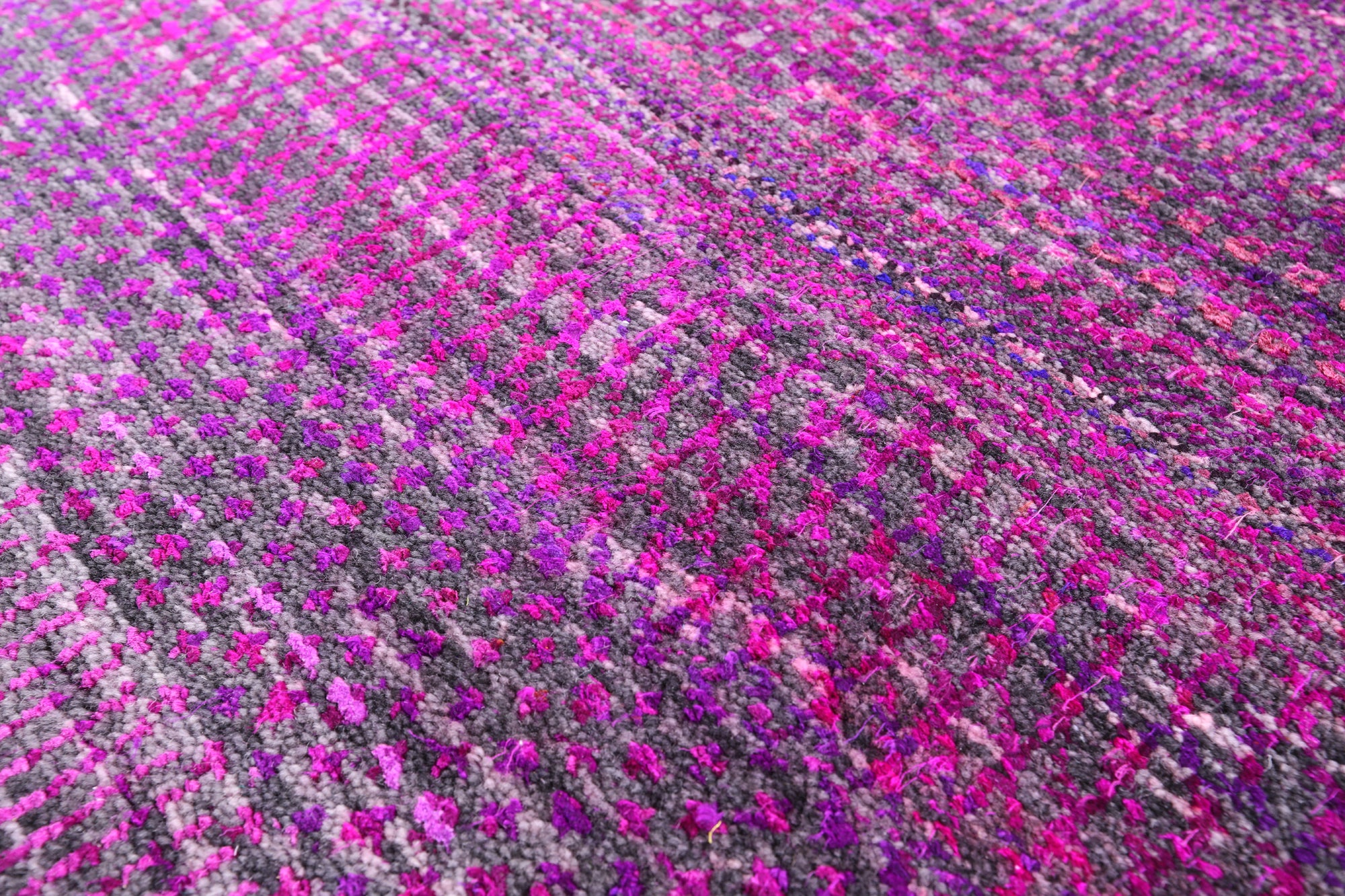 Purple Round Savannah Grass Hand Knotted Wool & Silk Rug - 6' 11" X 6' 11" - Golden Nile