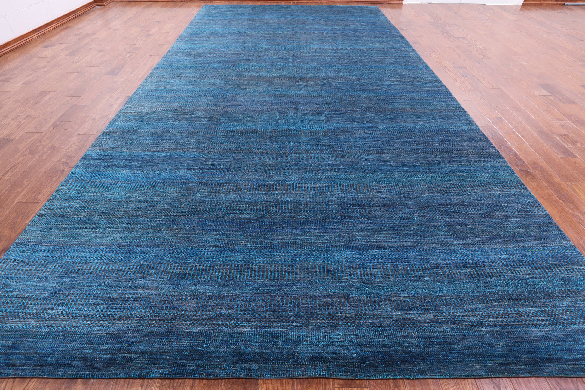 Blue Savannah Grass Hand Knotted Wool & Silk Rug - 9' 0" X 17' 10" - Golden Nile