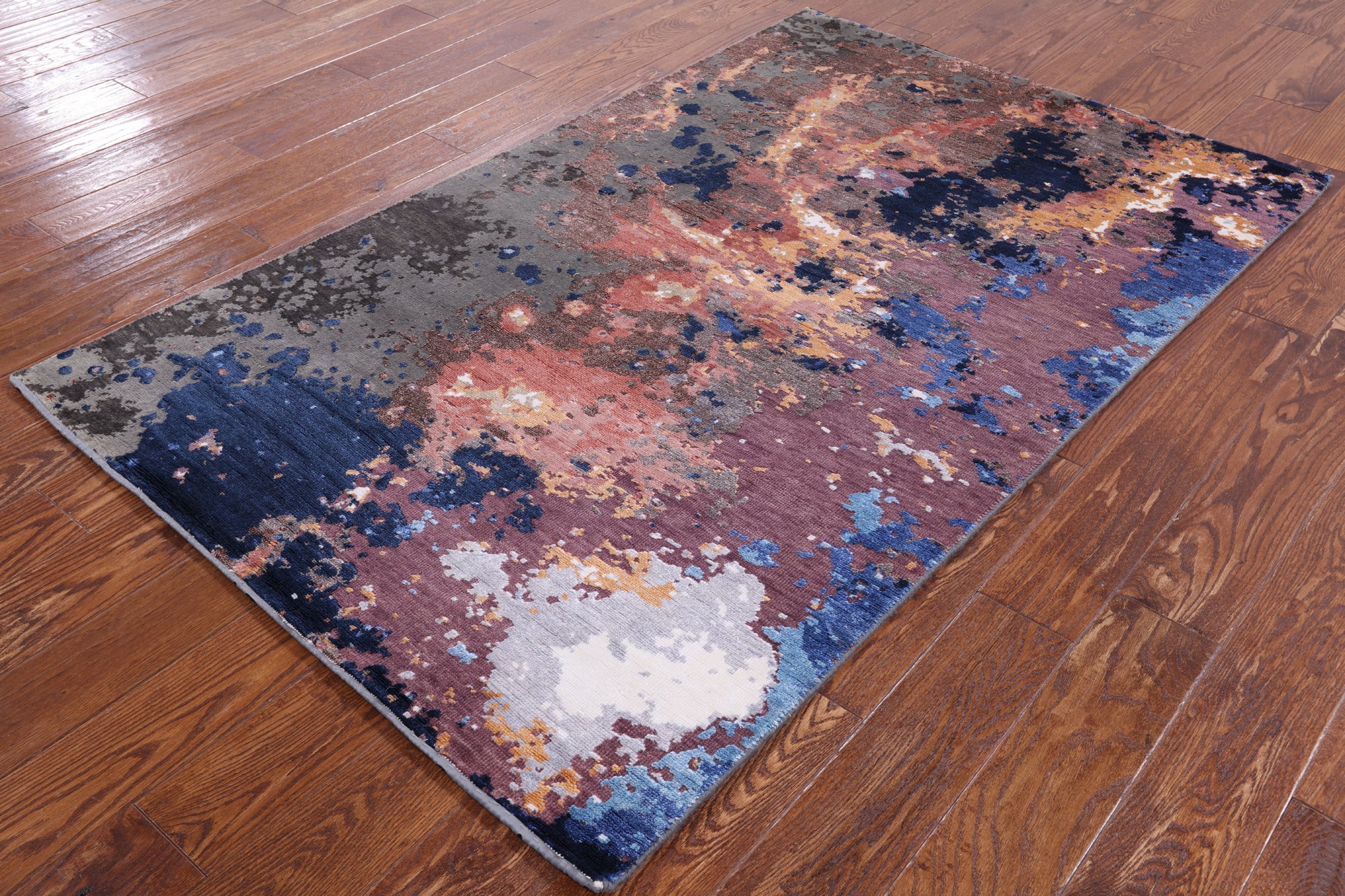 Modern Hand Knotted Wool & Silk Rug - 3' 11" X 6' 0" - Golden Nile