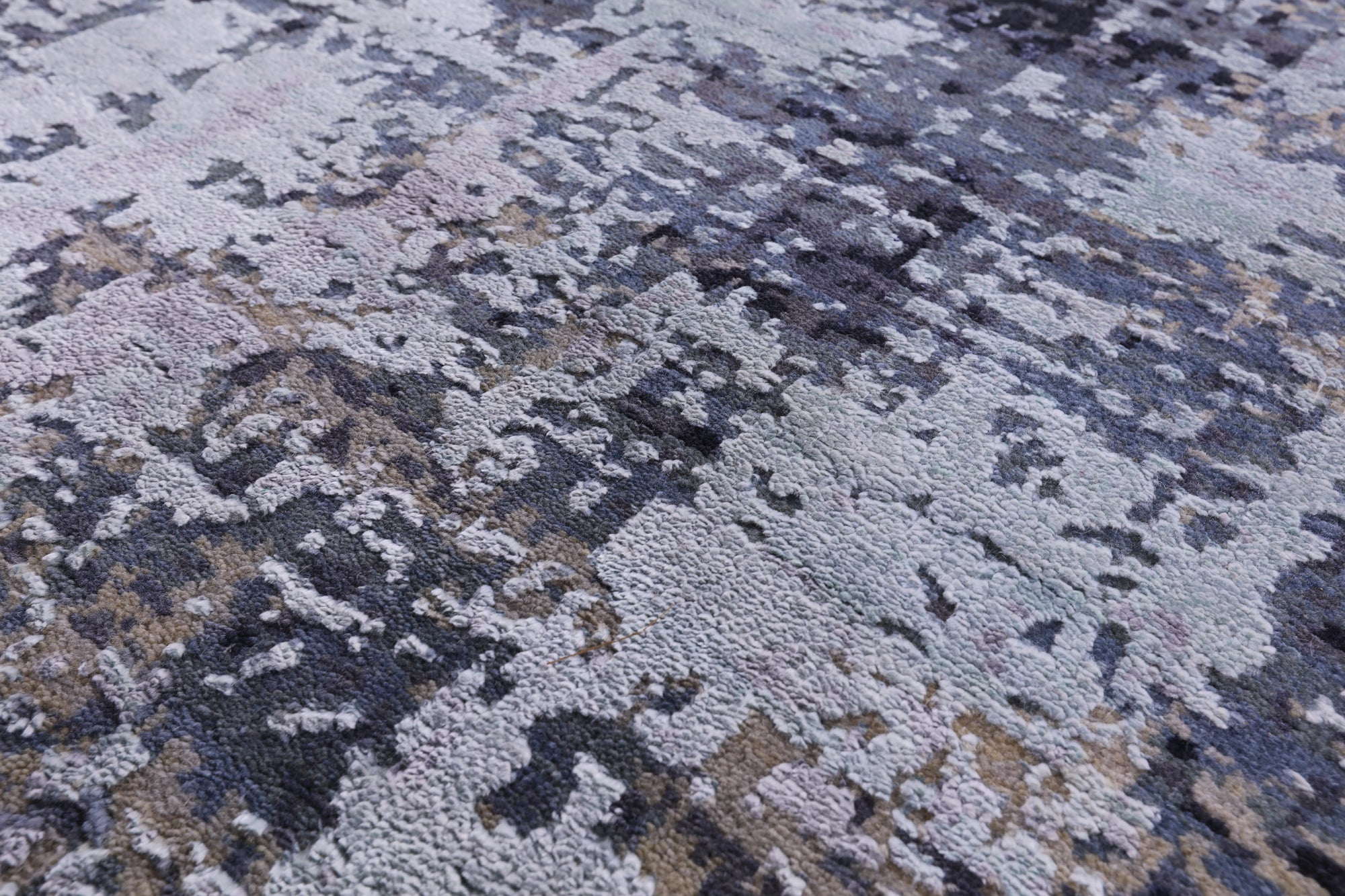 Modern Hand Knotted Wool & Silk Rug - 7' 11" X 10' 1" - Golden Nile