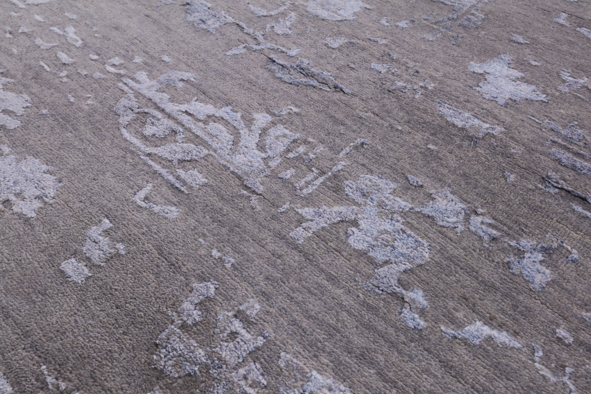 Grey Modern Hand Knotted Wool & Silk Rug - 8' 1" X 10' 0" - Golden Nile
