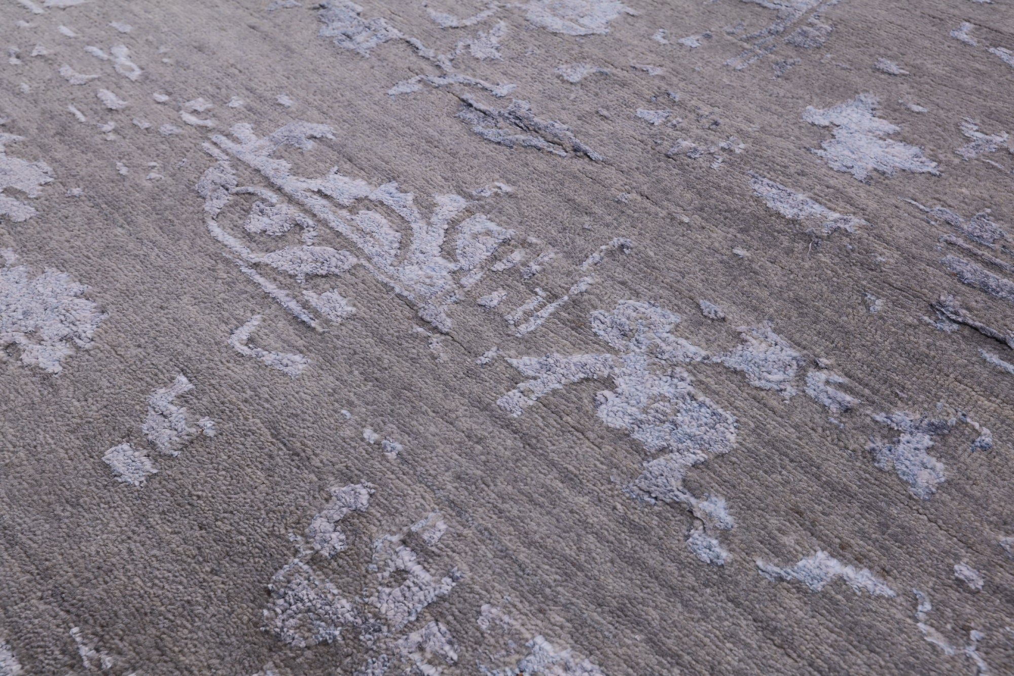 Grey Modern Hand Knotted Wool & Silk Rug - 8' 1" X 10' 0" - Golden Nile