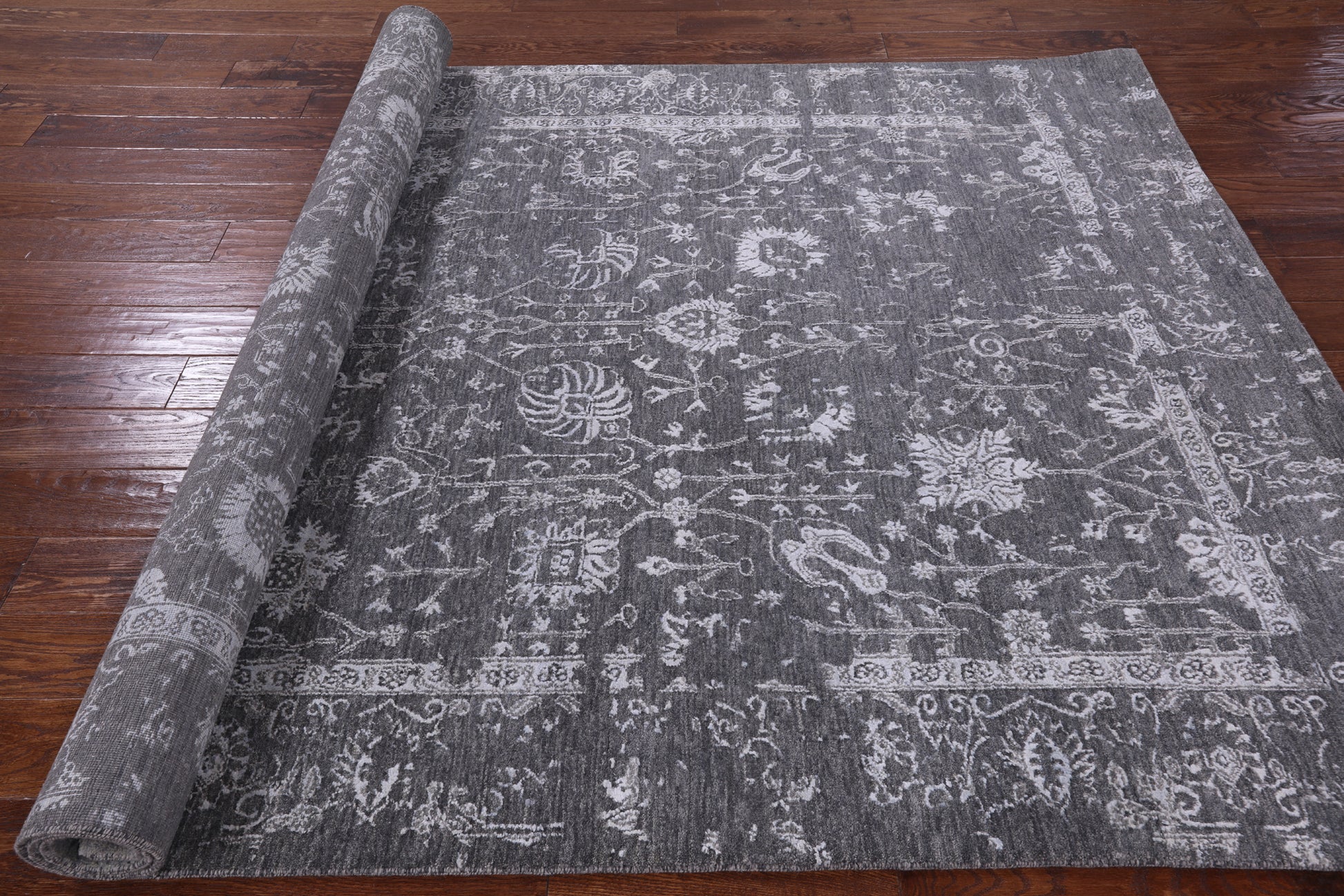 Grey Modern Handmade Wool & Silk Rug - 6' 1" X 9' 1" - Golden Nile
