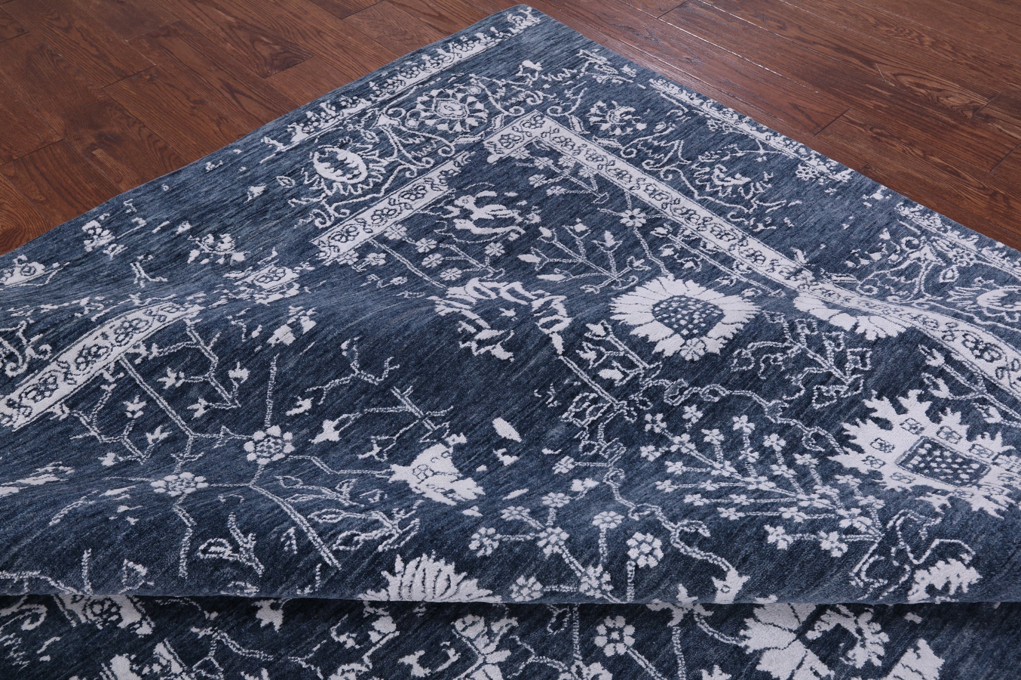 Grey Modern Hand Knotted Wool & Silk Rug - 8' 0" X 9' 8" - Golden Nile