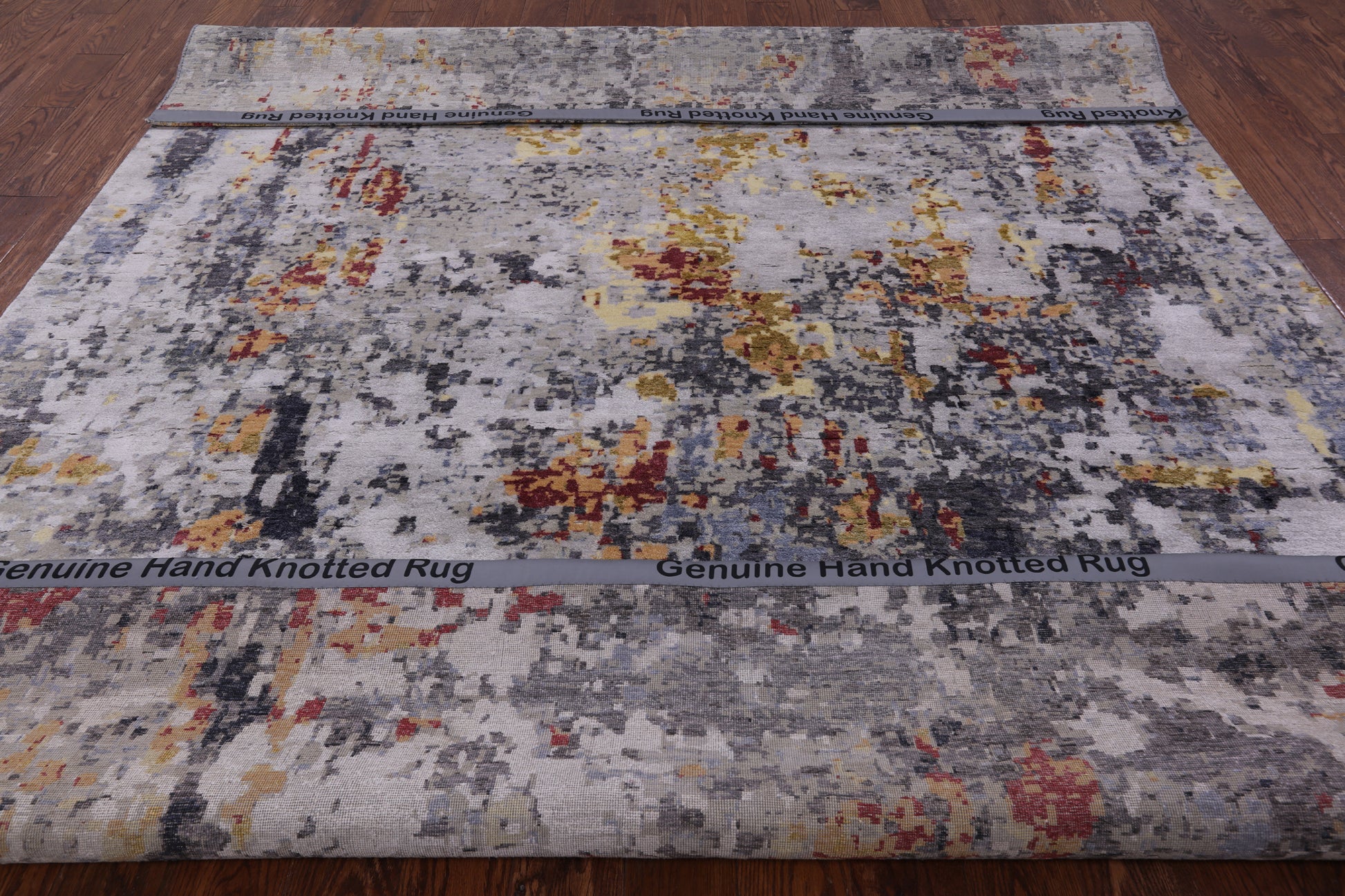 Modern Hand Knotted Wool & Silk Rug - 8' 0" X 10' 0" - Golden Nile