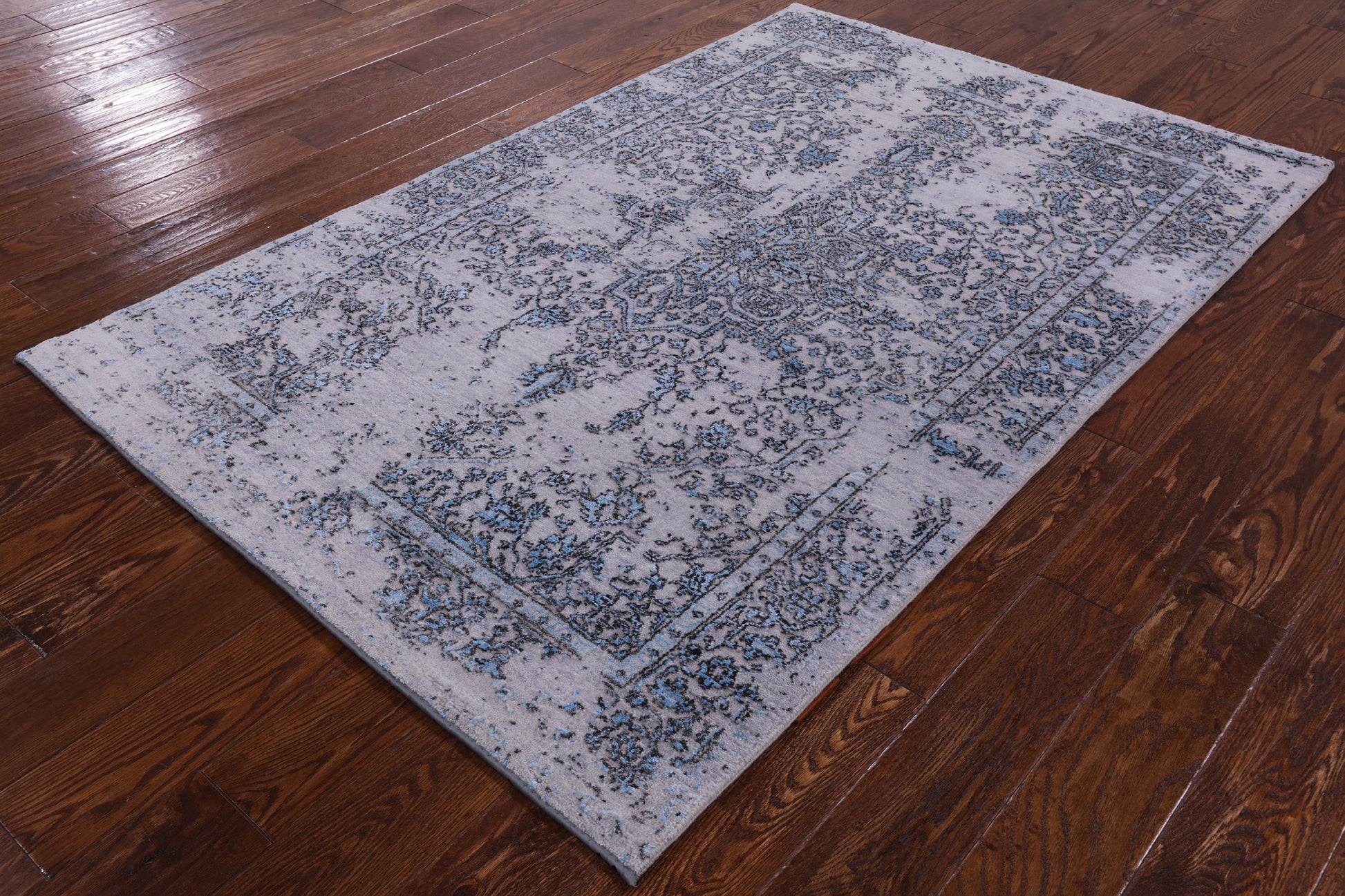 Grey Modern Hand Knotted Wool & Silk Rug - 4' 0" X 6' 1" - Golden Nile