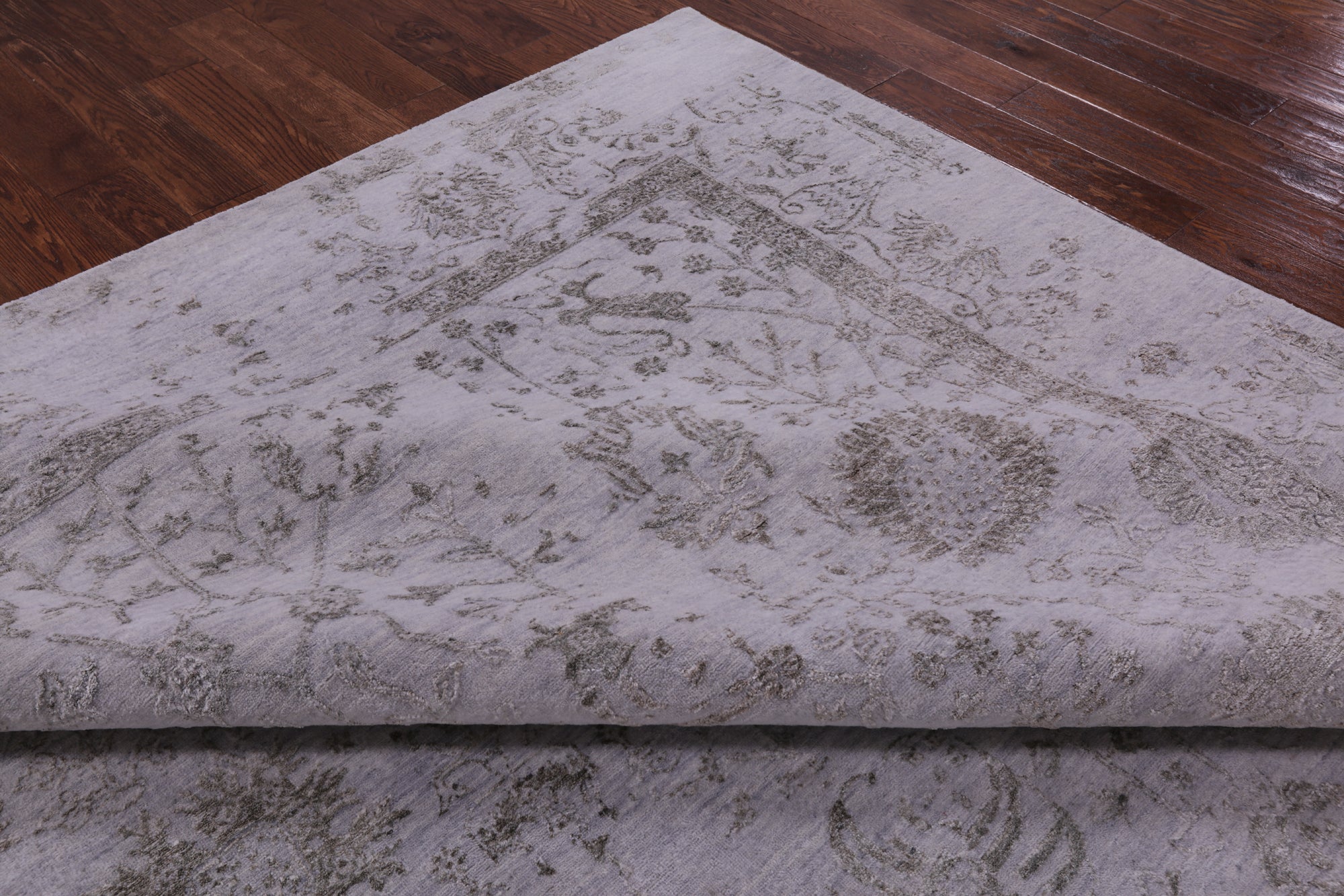 Grey Persian Hand Knotted Wool & Silk Rug - 9' 0" X 12' 1" - Golden Nile
