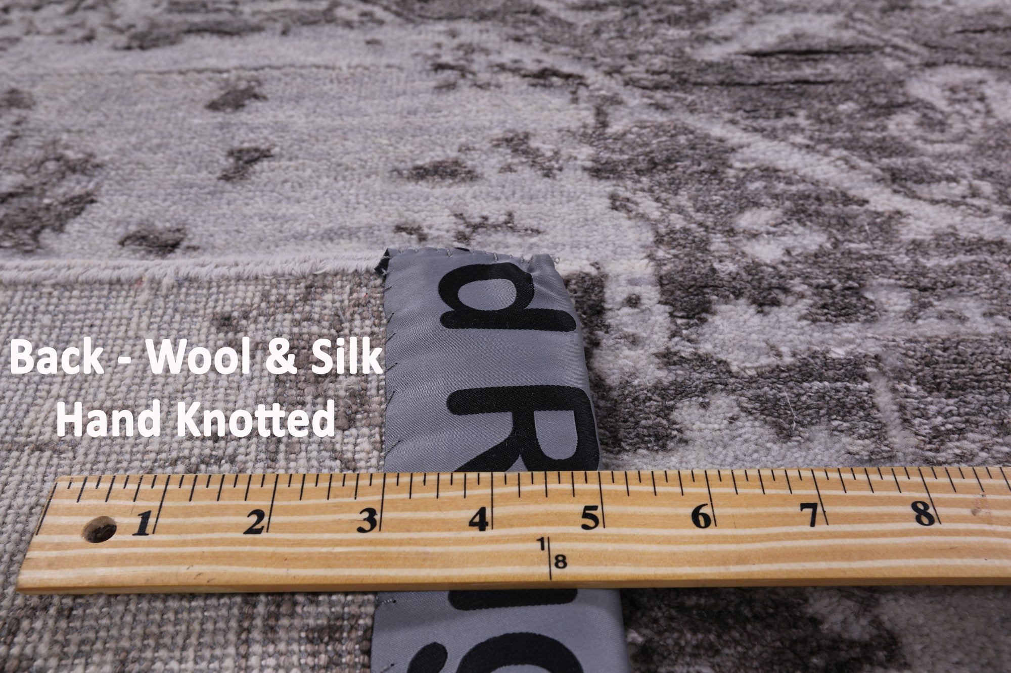 Modern Handmade Wool & Silk Rug - 6' 2" X 9' 2" - Golden Nile