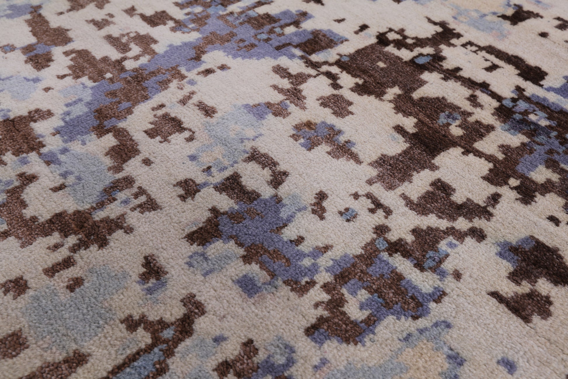 Modern Hand Knotted Wool & Silk Rug - 7' 11" X 10' 1" - Golden Nile