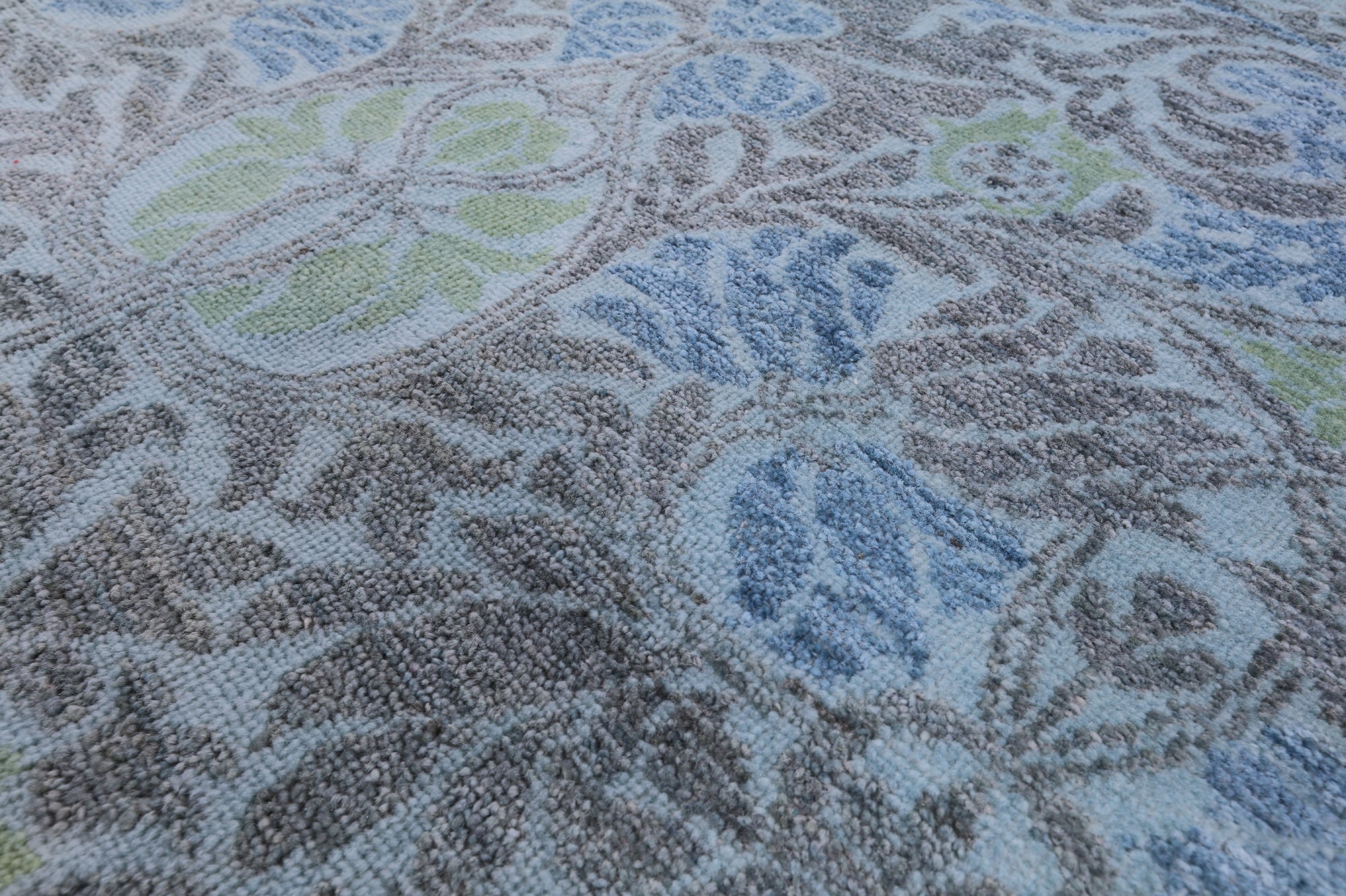 Full Pile Overdyed Handmade Wool Rug - 5' 3" X 8' 6" - Golden Nile