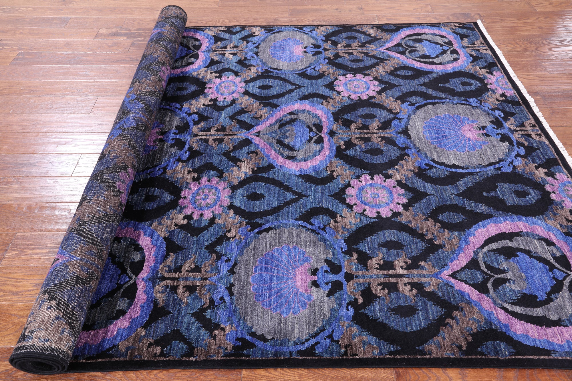 Black William Morris Handmade Wool Rug - 6' 3" X 9' 0" - Golden Nile