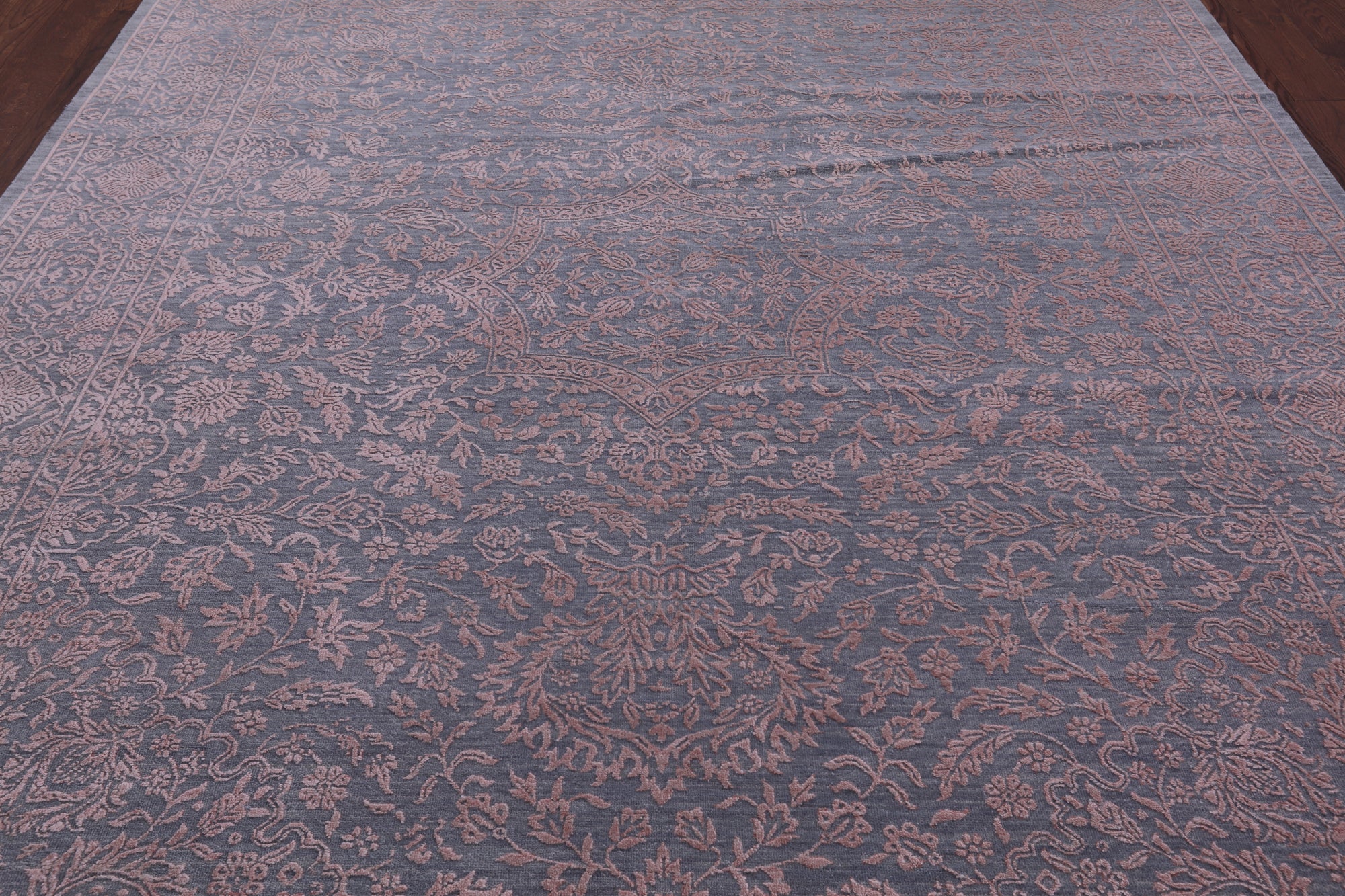 Grey Persian Handmade Wool & Silk Rug - 8' 1" X 10' 0" - Golden Nile