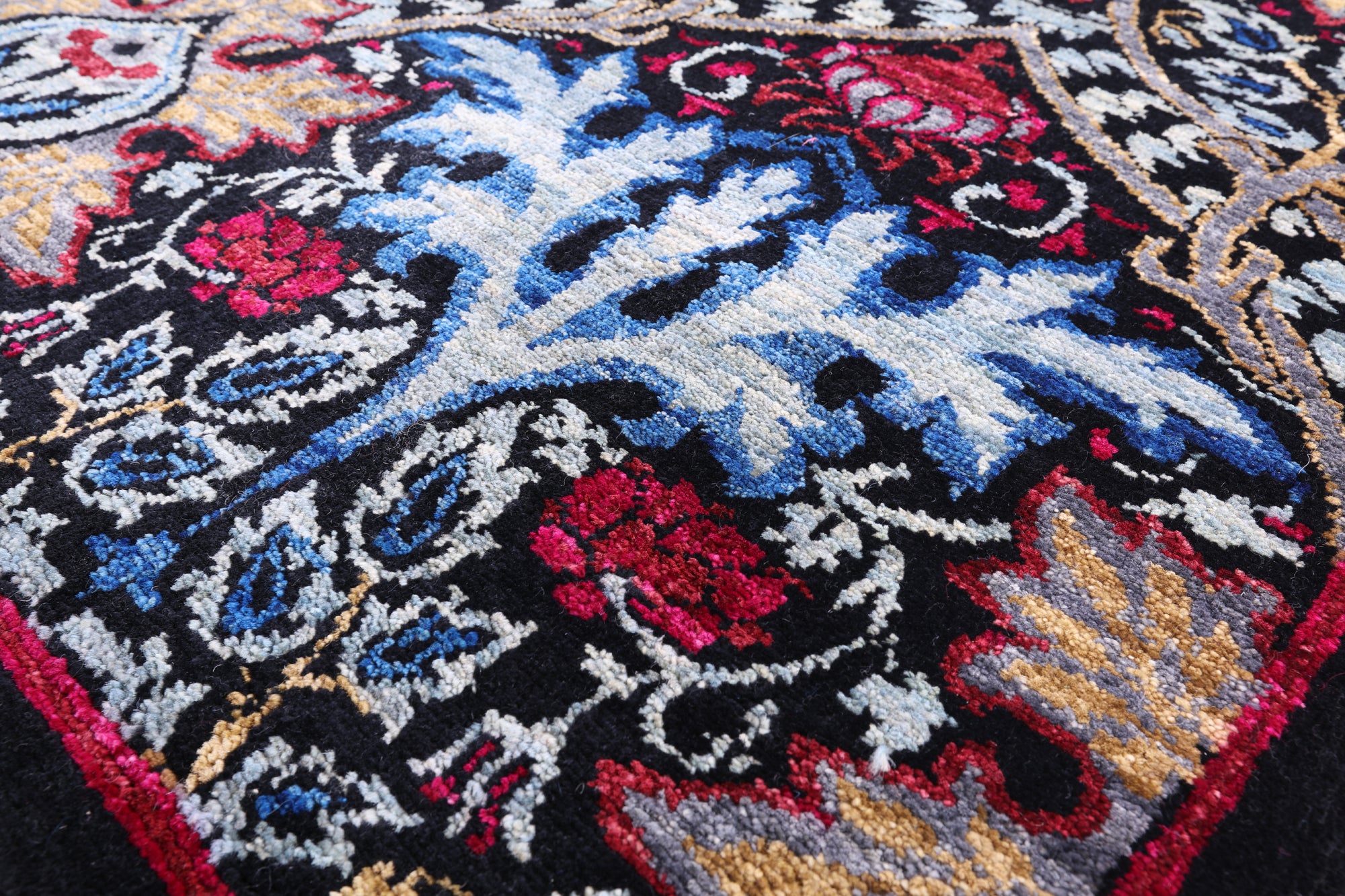 William Morris Handmade Wool Rug - 7' 10" X 9' 8" - Golden Nile