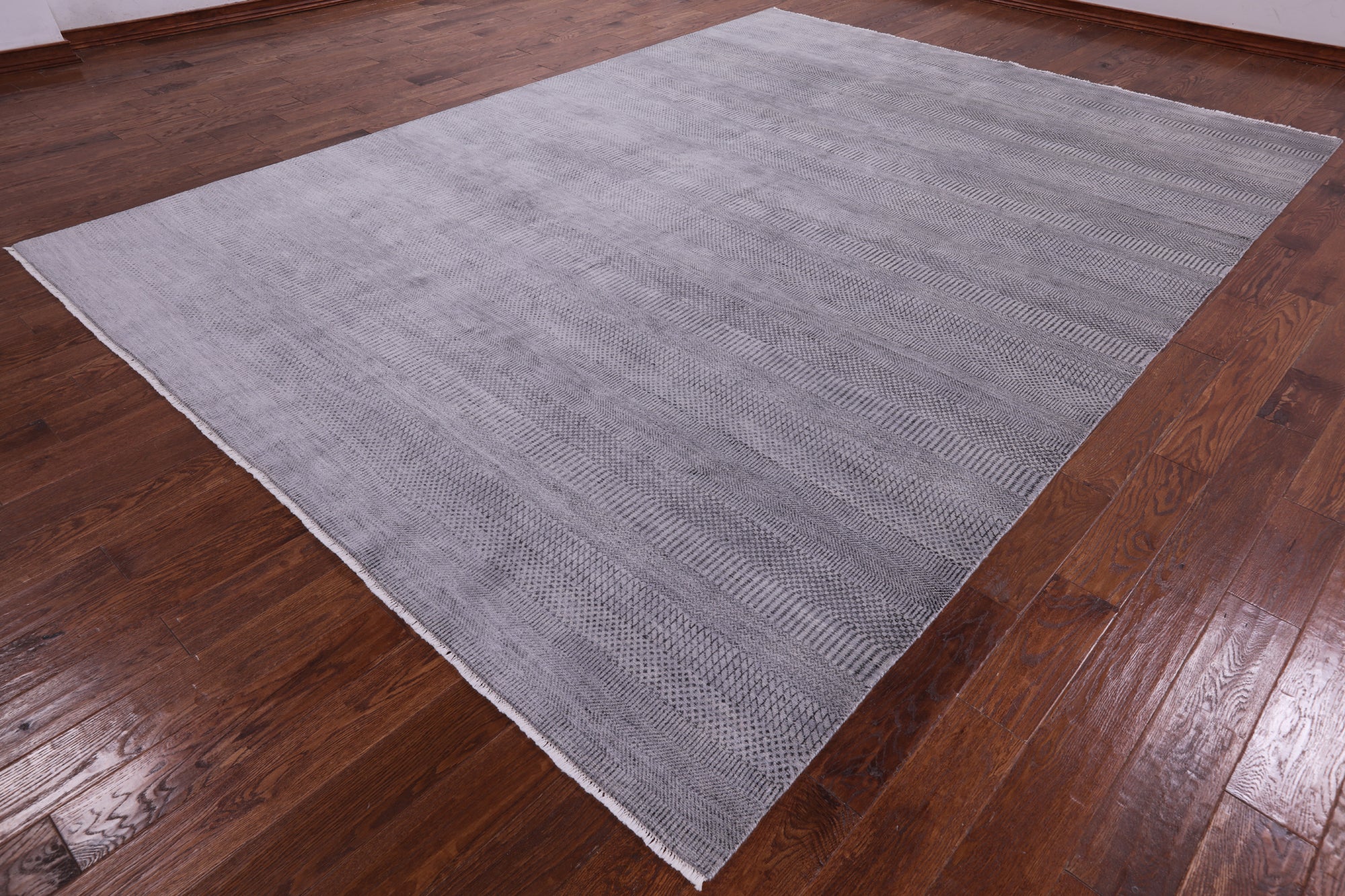 Grey Savannah Grass Handmade Wool & Silk Rug - 9' 0" X 12' 4" - Golden Nile