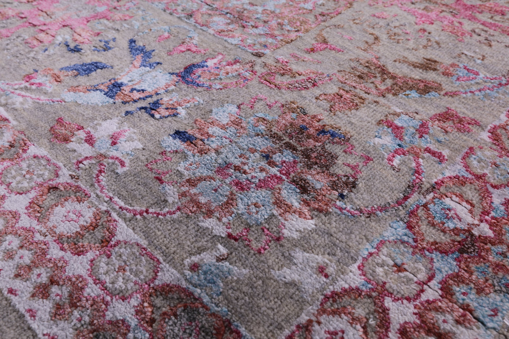 Grey Persian Hand Knotted Wool & Silk Rug - 8' 3" X 10' 0" - Golden Nile