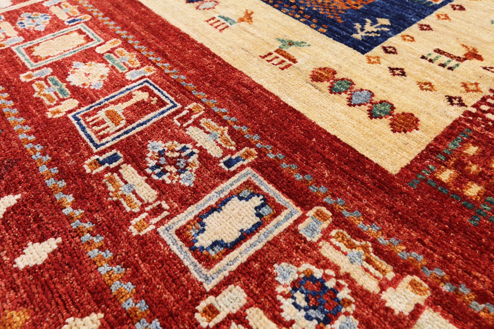 Tribal Persian Gabbeh Handmade Wool Rug - 5' 10" X 7' 10" - Golden Nile