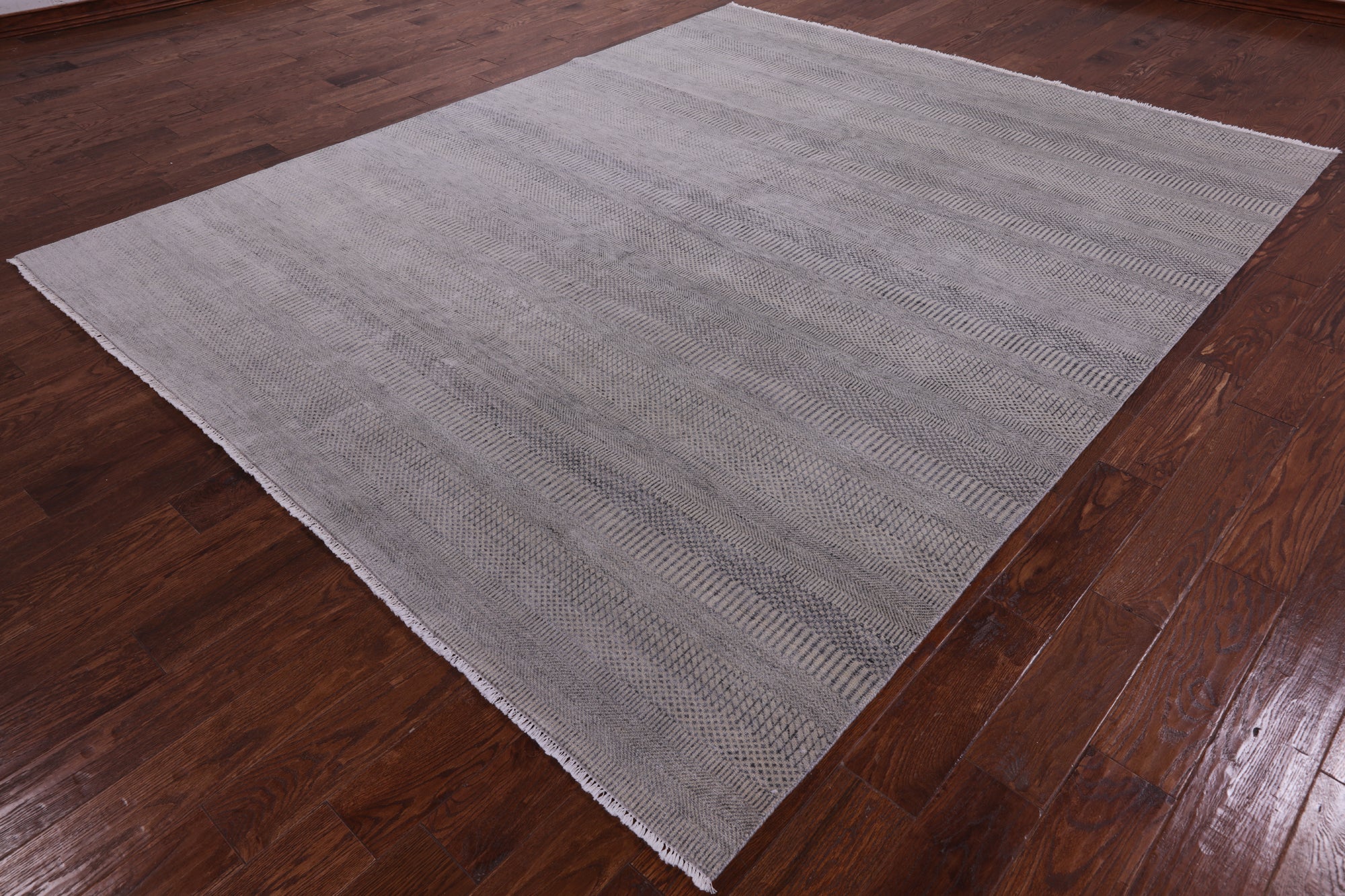 Grey Savannah Grass Handmade Wool & Silk Rug - 8' 2" X 9' 10" - Golden Nile