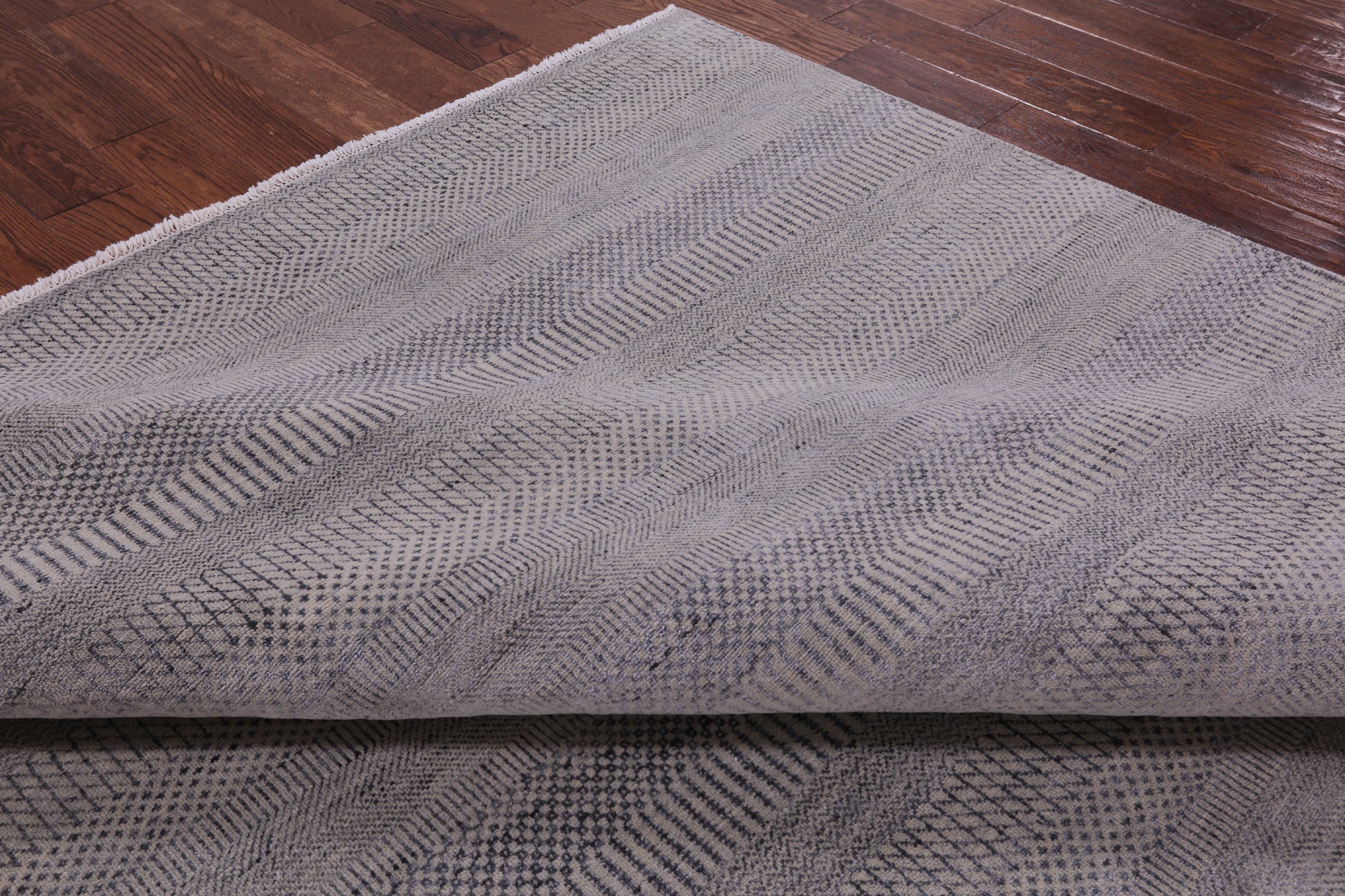 Grey Savannah Grass Handmade Wool & Silk Rug - 8' 2" X 9' 10" - Golden Nile