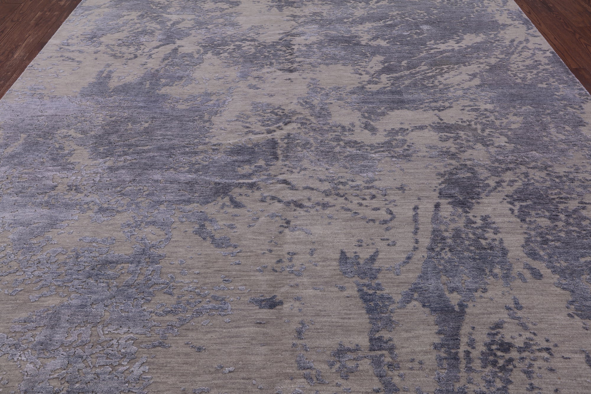 Grey Modern Handmade Wool & Silk Rug - 8' 1" X 10' 1" - Golden Nile