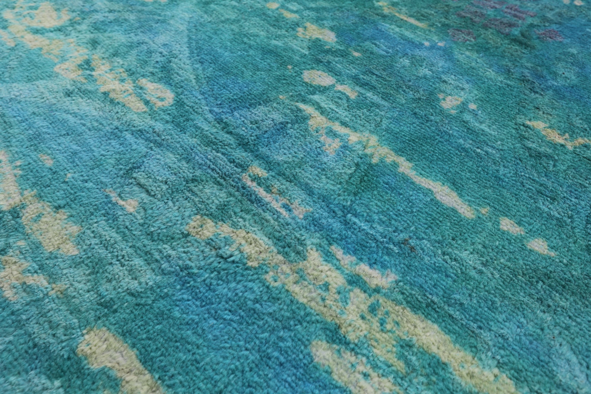 Full Pile Overdyed Handmade Wool Rug - 4' 2" X 5' 10" - Golden Nile
