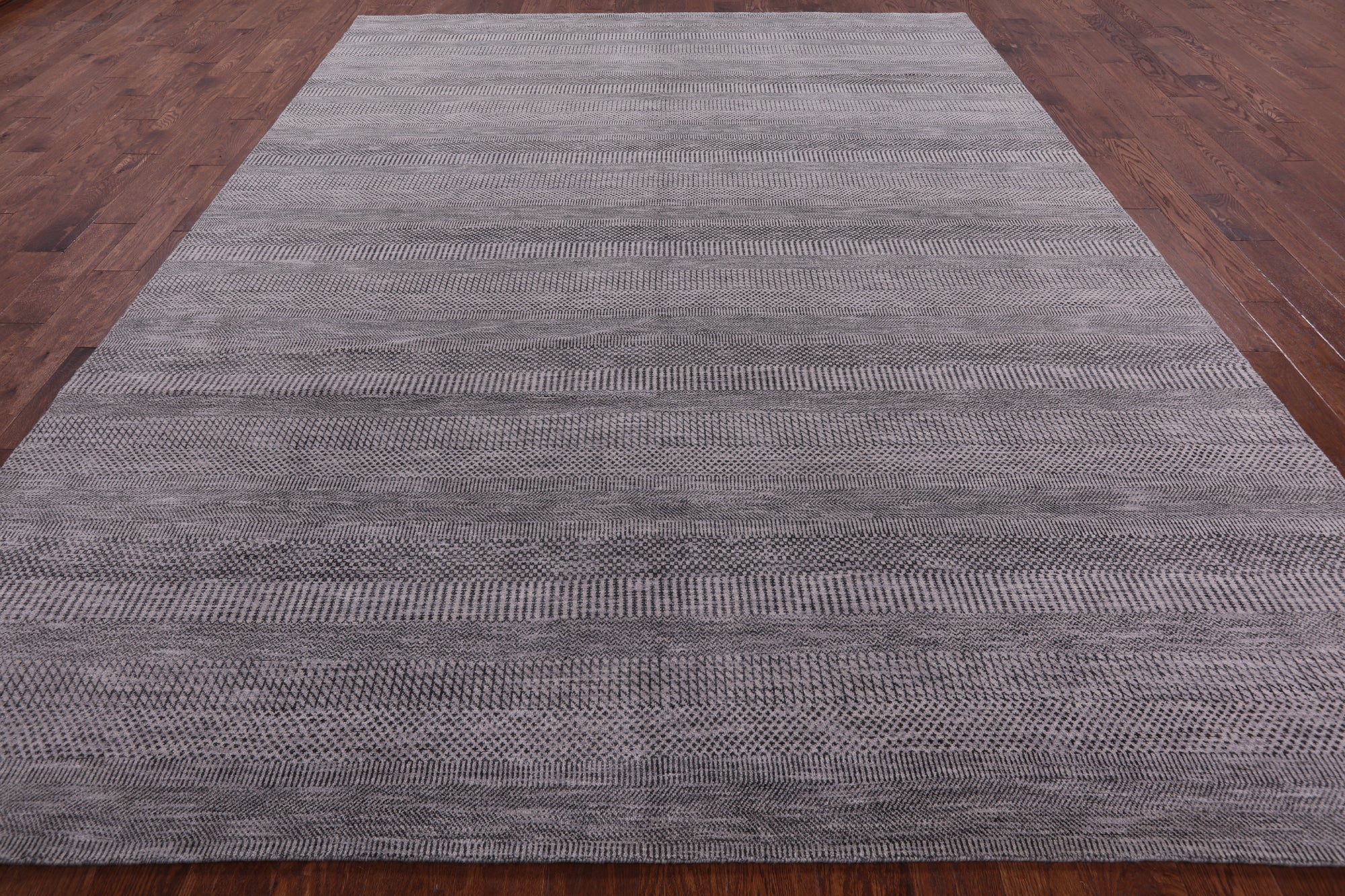 Grey Savannah Grass Handmade Wool & Silk Rug - 9' 2" X 12' 2" - Golden Nile