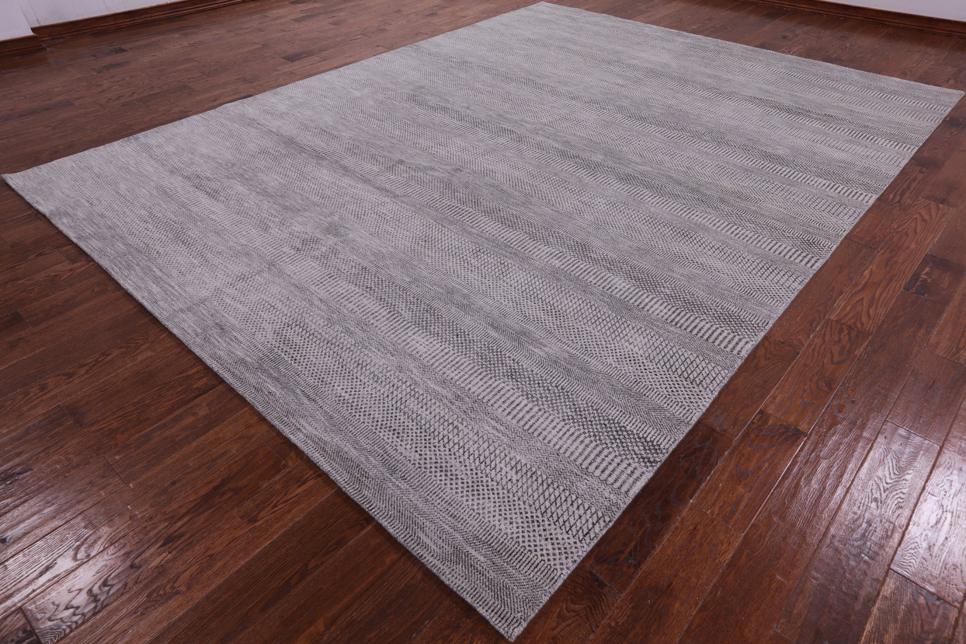 Grey Savannah Grass Handmade Wool & Silk Rug - 9' 2" X 12' 2" - Golden Nile