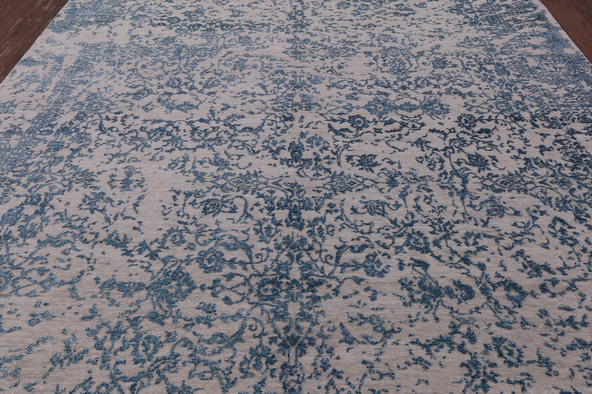 Modern Handmade Wool & Silk Rug - 7' 10" X 10' 1" - Golden Nile