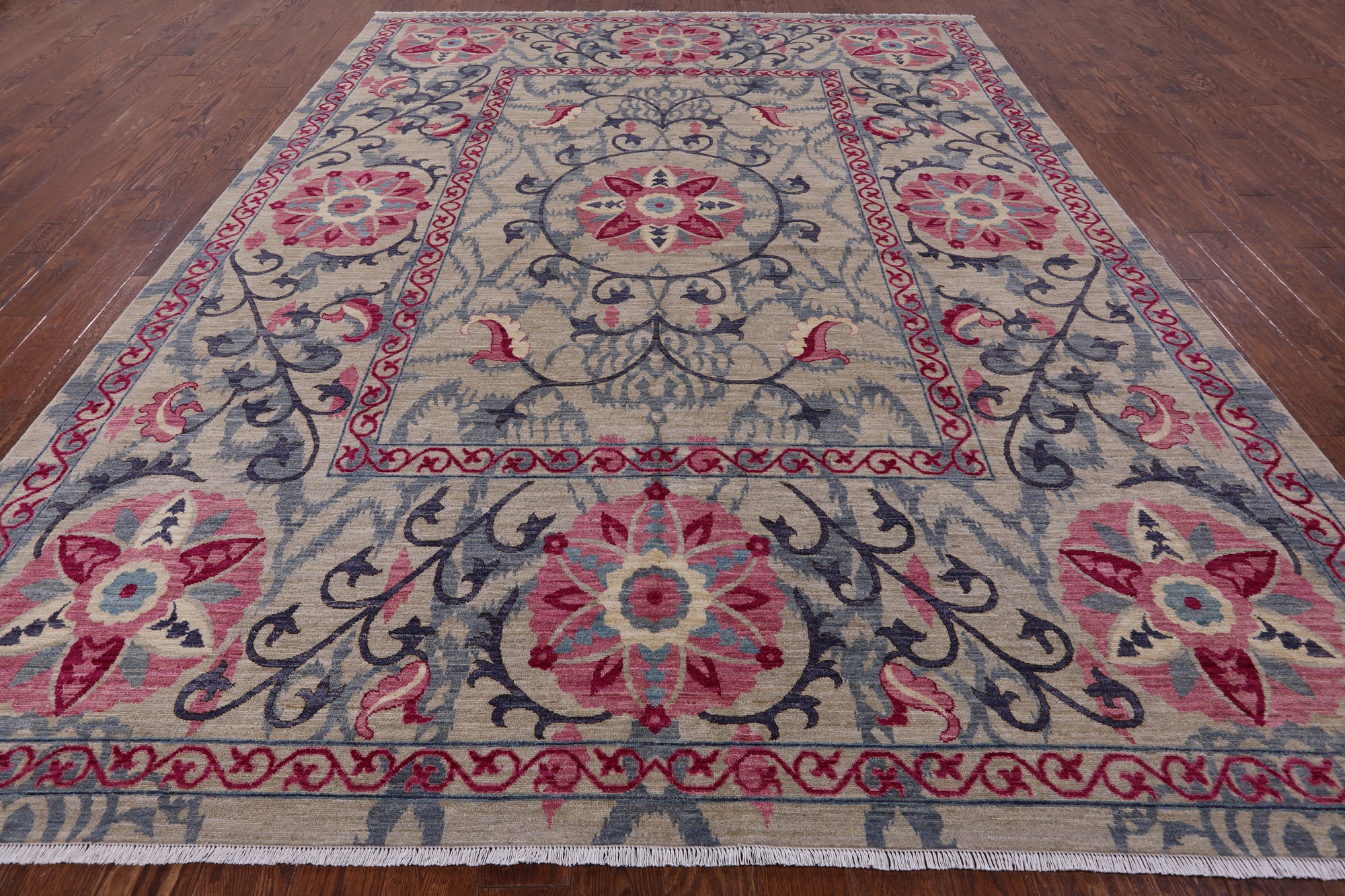 Ivory William Morris Handmade Wool Rug - 9' 1" X 12' 1" - Golden Nile