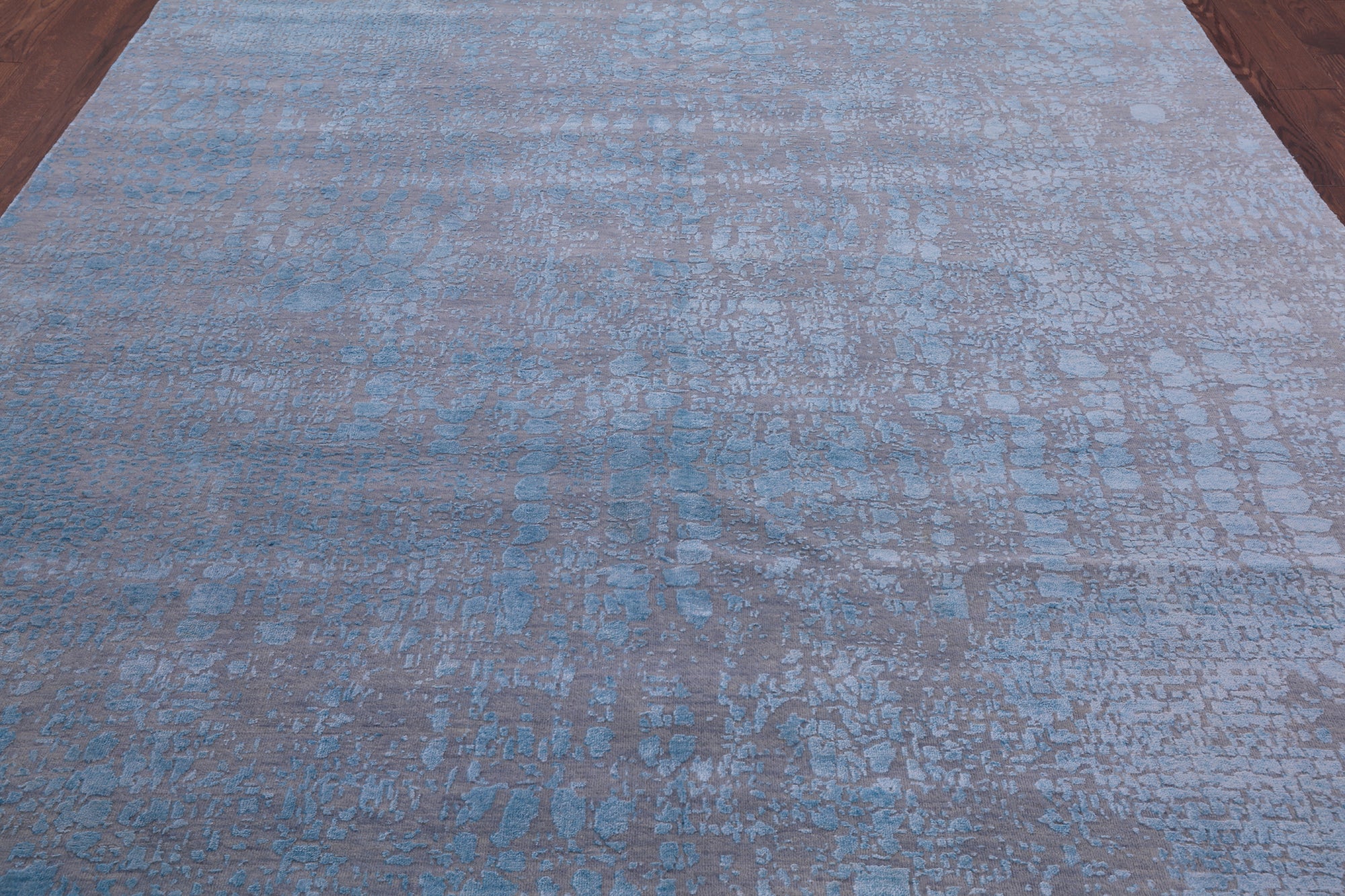 Grey Modern Handmade Wool & Silk Rug - 8' 0" X 9' 10" - Golden Nile