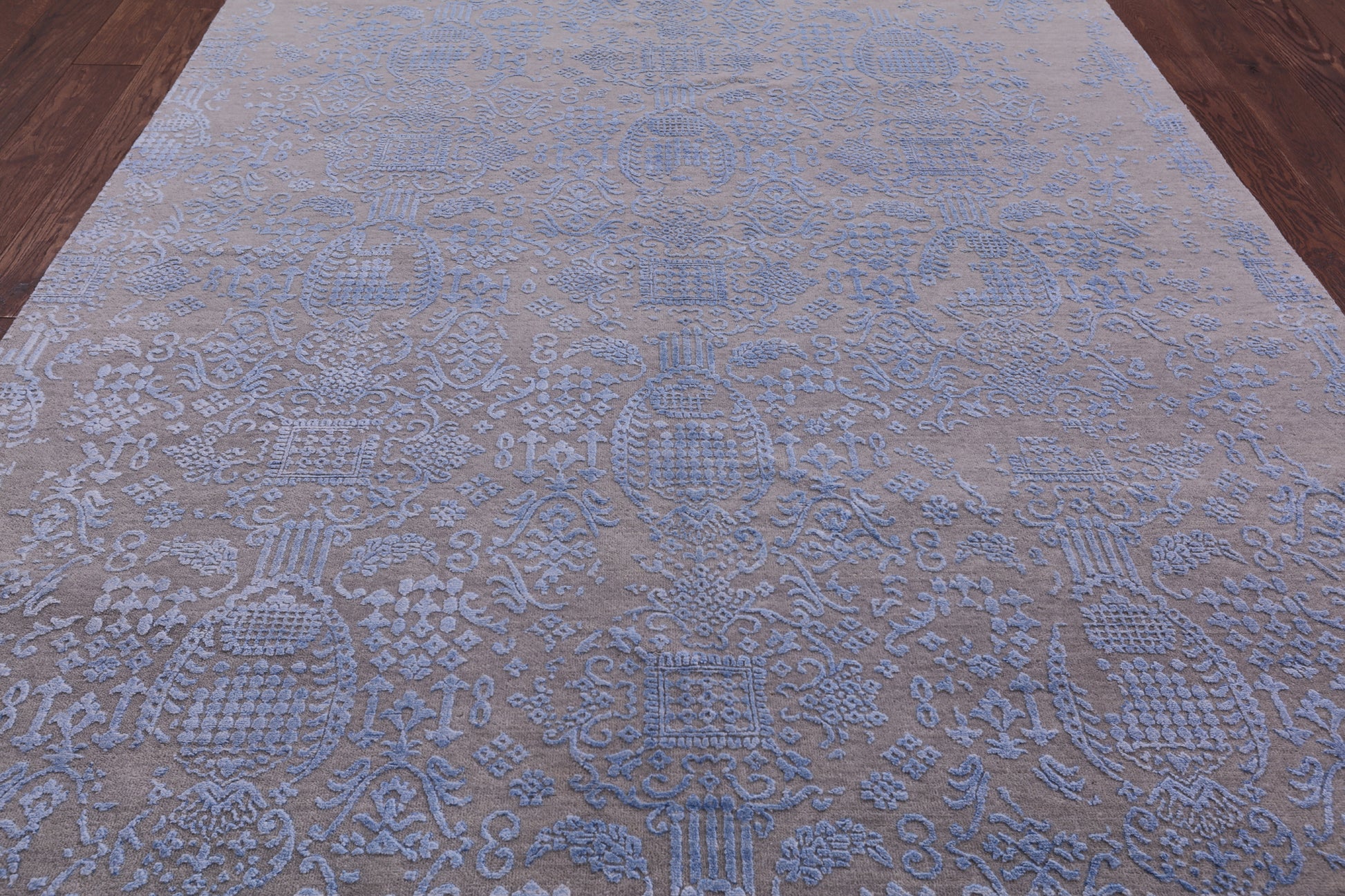 Grey Modern Hand Knotted Wool & Silk Rug - 6' 1" X 9' 1" - Golden Nile