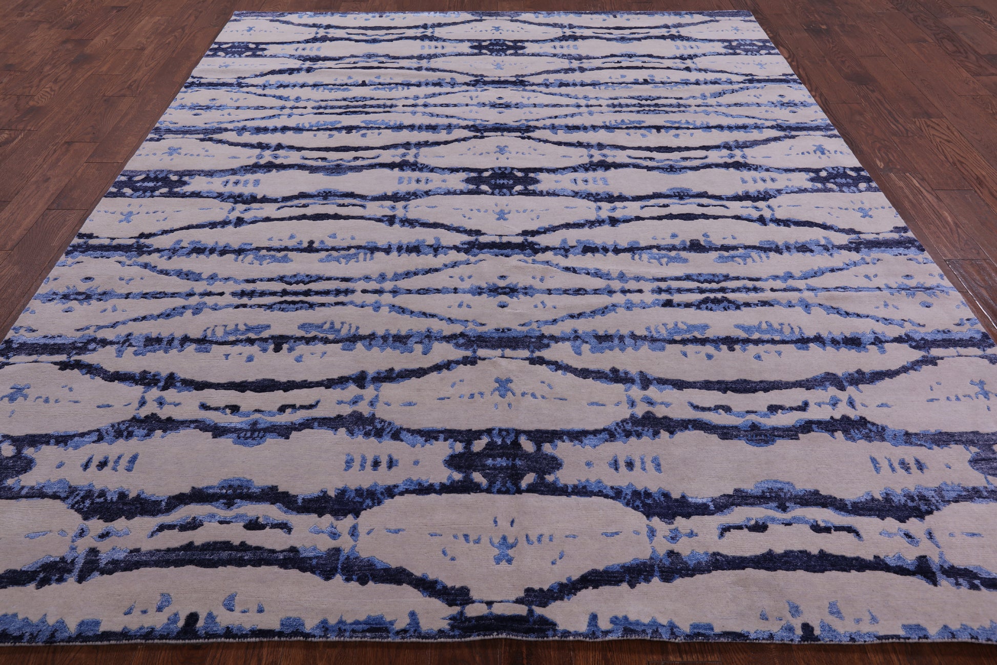 Modern Handmade Wool & Silk Rug - 8' 3" X 10' 1" - Golden Nile