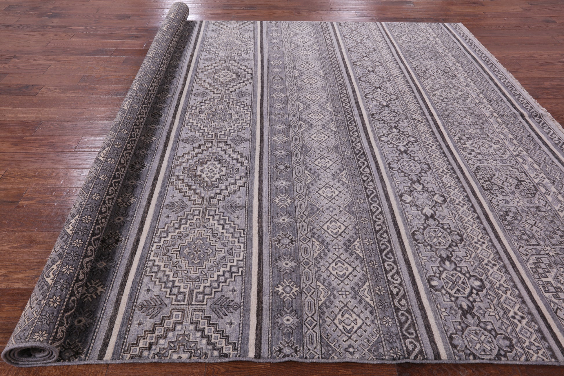 Tribal Khorjin Persian Gabbeh Handmade Wool Rug - 8' 10" X 11' 7" - Golden Nile