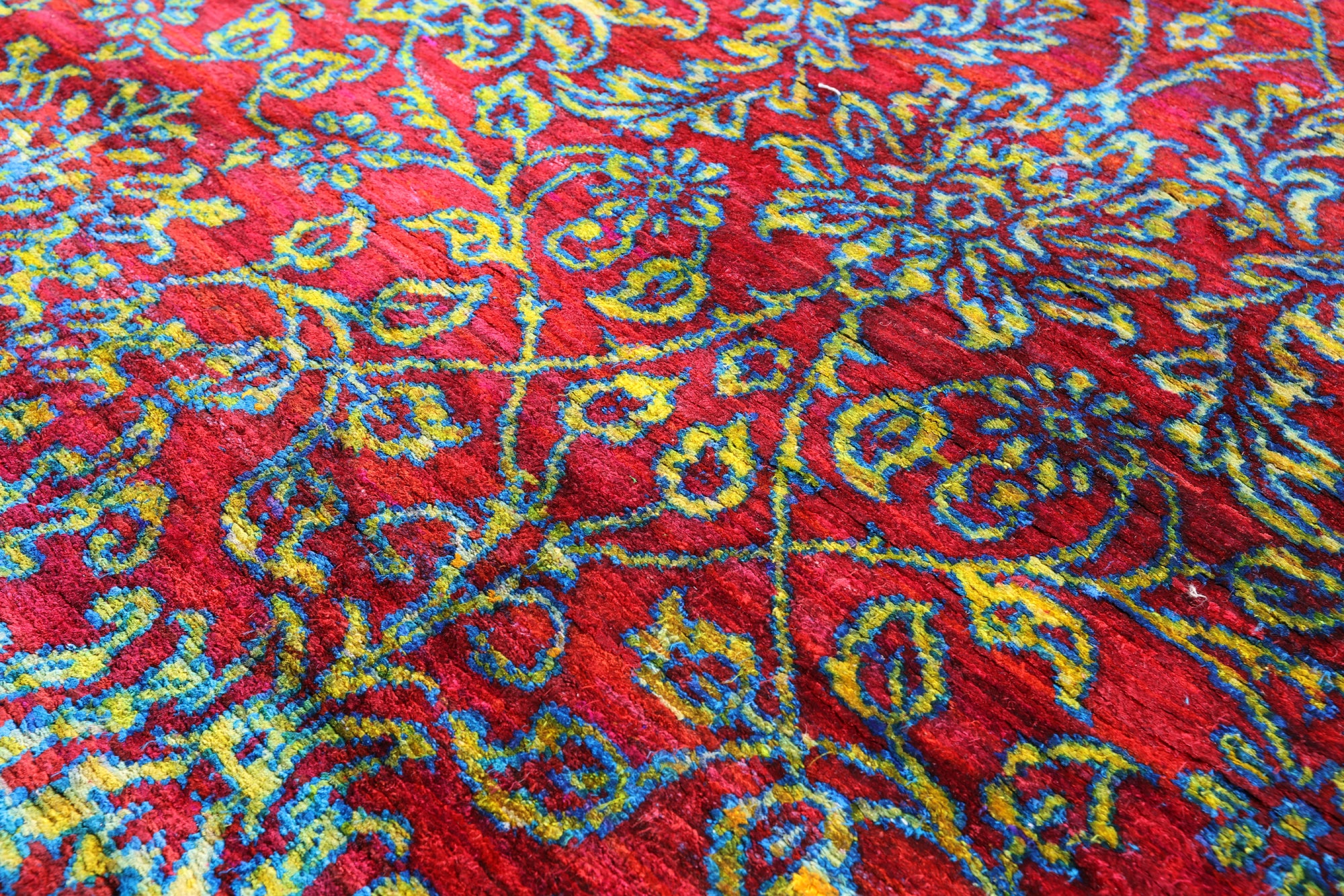 Red Persian Hand Knotted 100% Silk Rug - 7' 10" X 9' 8" - Golden Nile