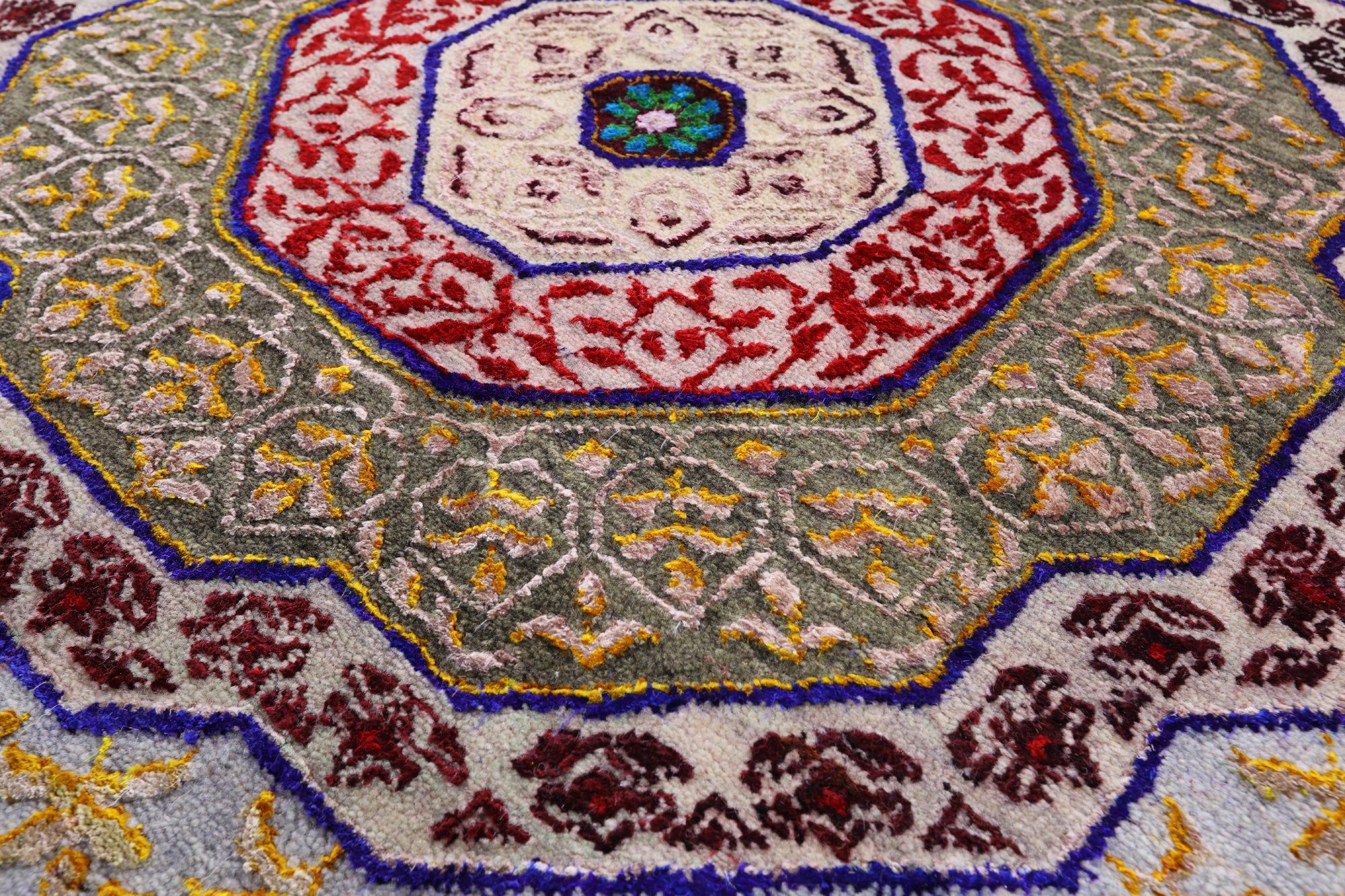 Geometric Persian Mamluk Hand Knotted Wool & Silk Rug - 8' 1" X 9' 11" - Golden Nile