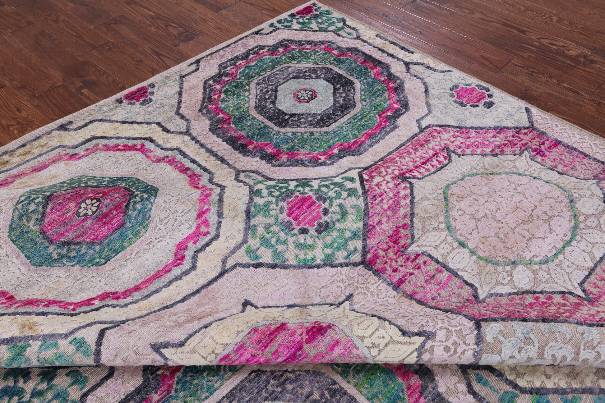 Geometric Persian Mamluk Handmade Wool & Silk Rug - 8' 1" X 10' 1" - Golden Nile