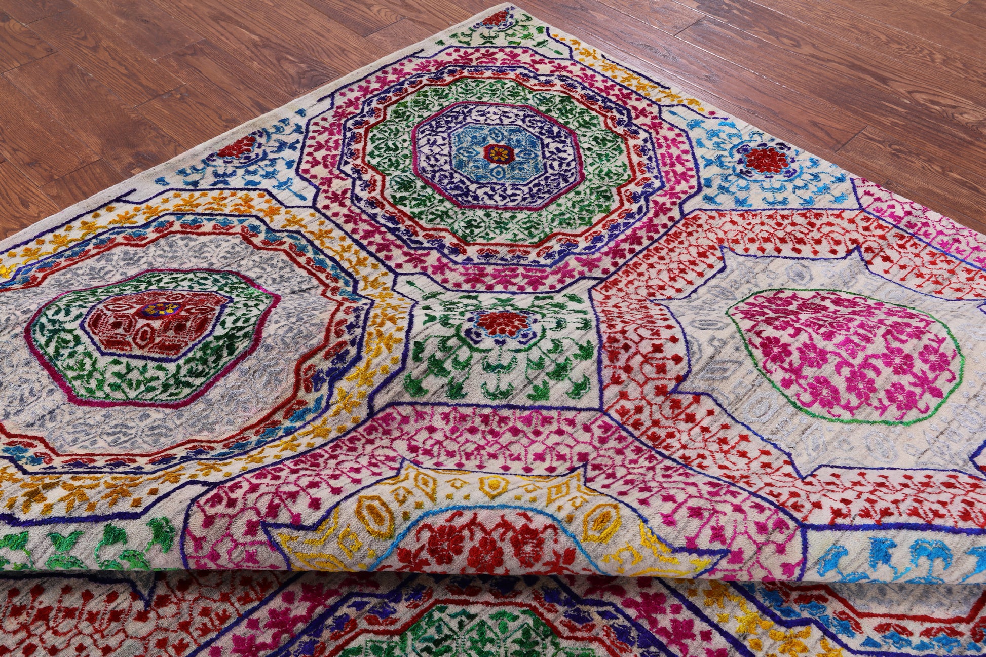 Geometric Persian Mamluk Hand Knotted Wool & Silk Rug - 8' 0" X 10' 2" - Golden Nile