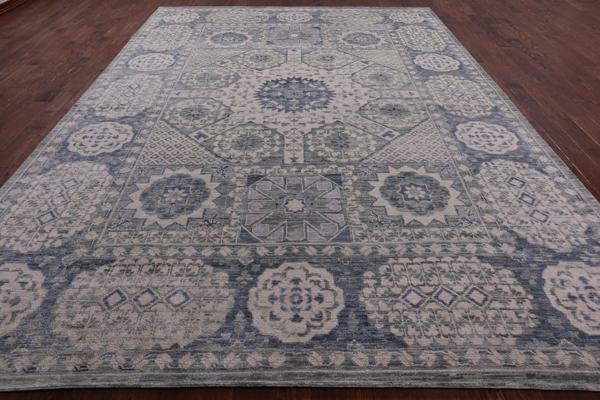 Geometric Persian Mamluk Hand Knotted Wool Rug - 10' 1" X 13' 10" - Golden Nile