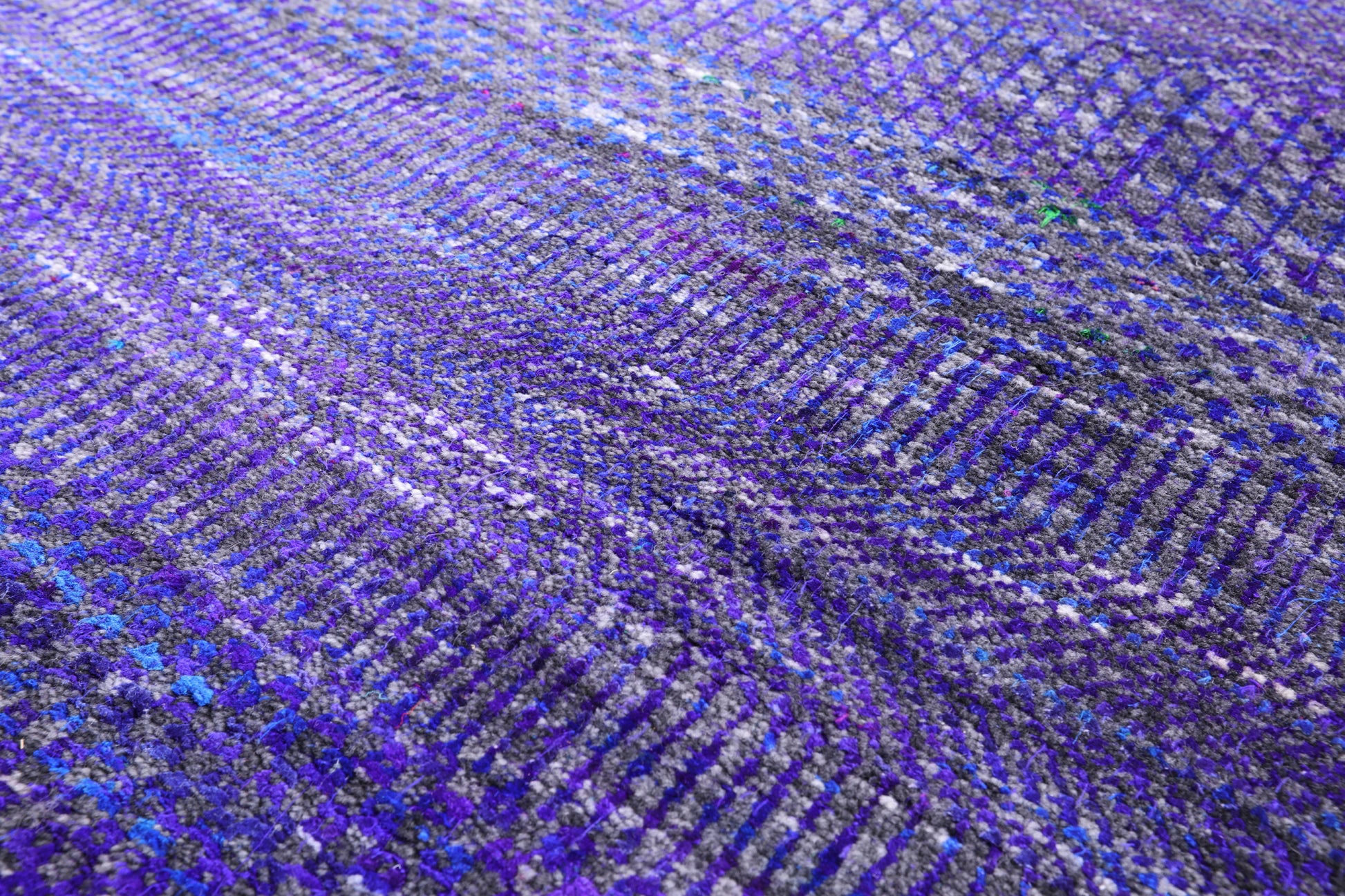 Purple Savannah Grass Hand Knotted Wool & Silk Runner Rug - 2' 6" X 18' 2" - Golden Nile