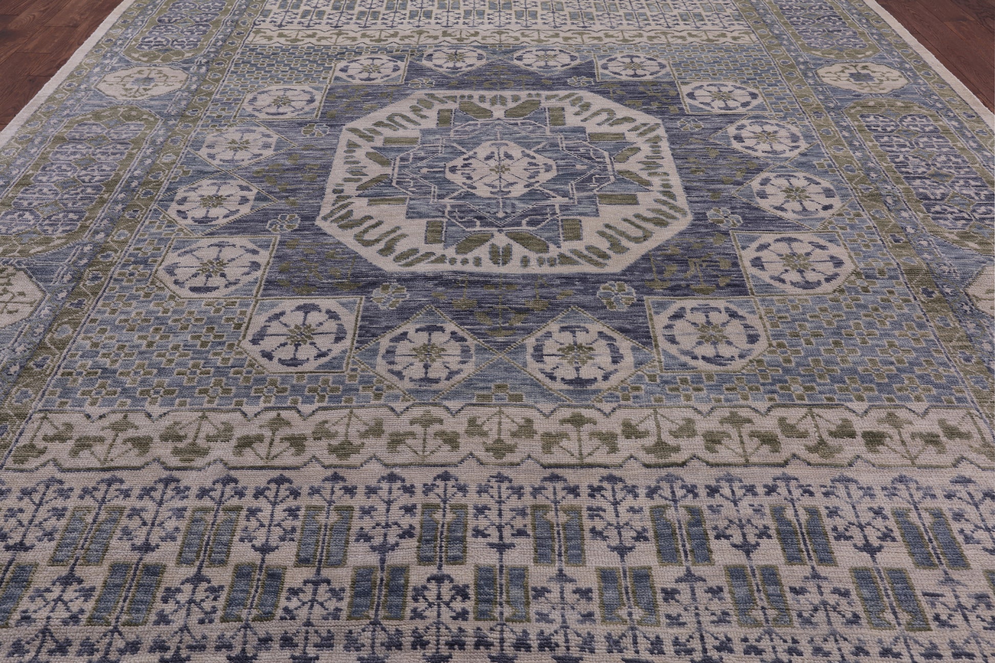 Geometric Persian Mamluk Hand Knotted Wool Rug - 10' 1" X 14' 1" - Golden Nile