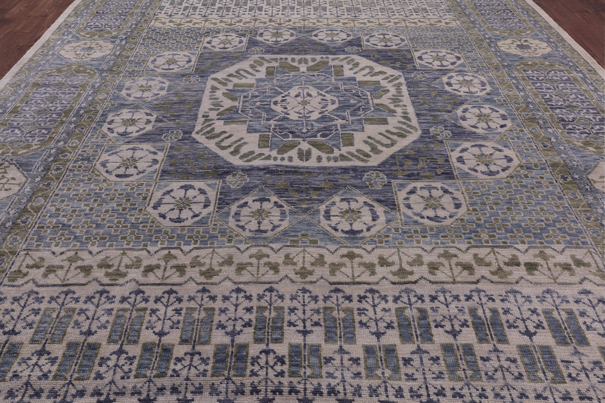 Geometric Persian Mamluk Hand Knotted Wool Rug - 10' 1" X 14' 1" - Golden Nile