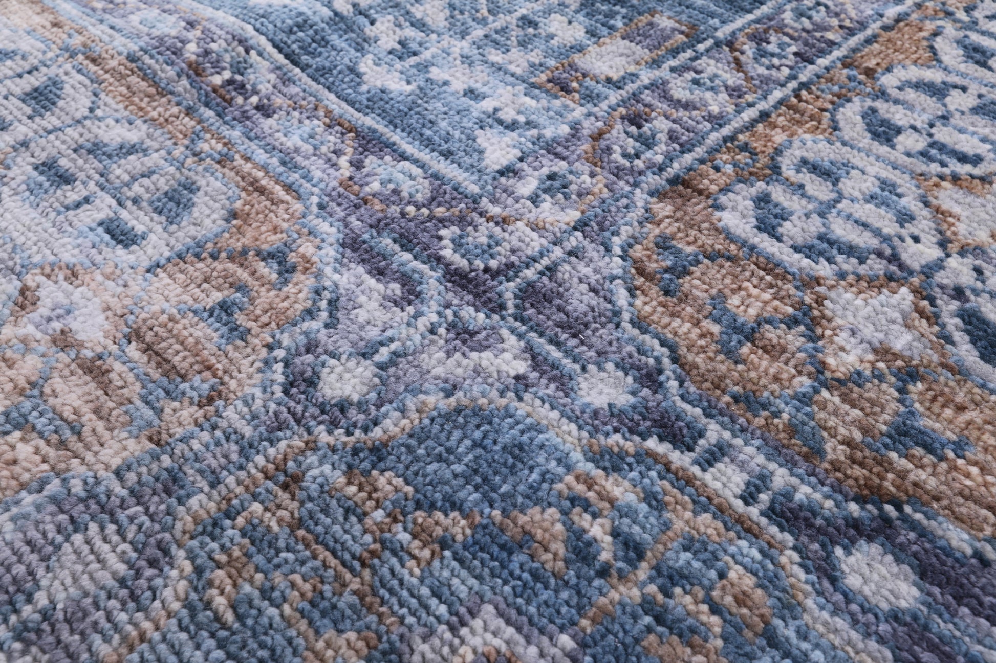 Geometric Persian Mamluk Hand Knotted Wool Rug - 9' 1" X 11' 9" - Golden Nile