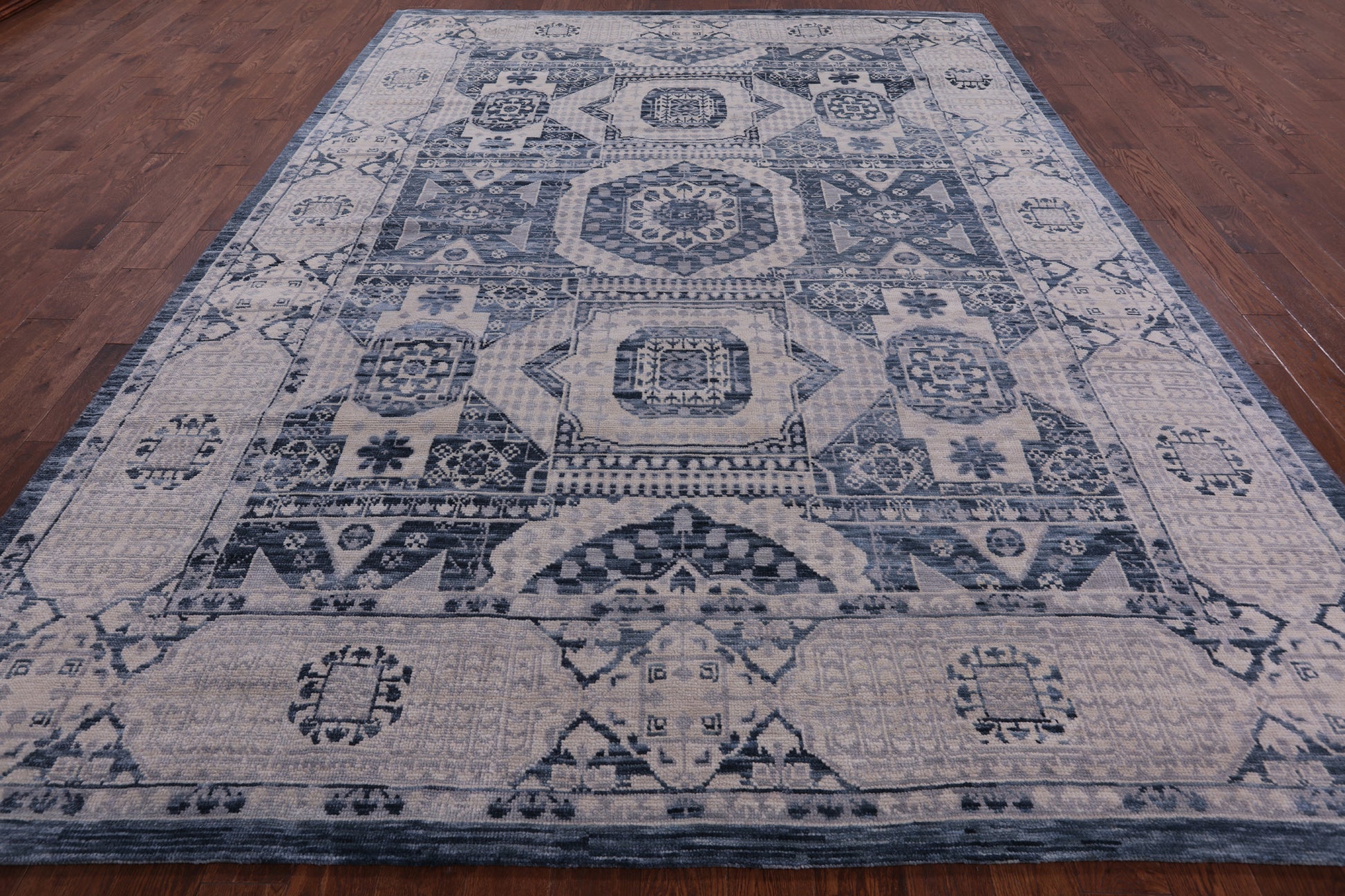 Geometric Persian Mamluk Hand Knotted Wool Rug - 9' 0" X 12' 2" - Golden Nile
