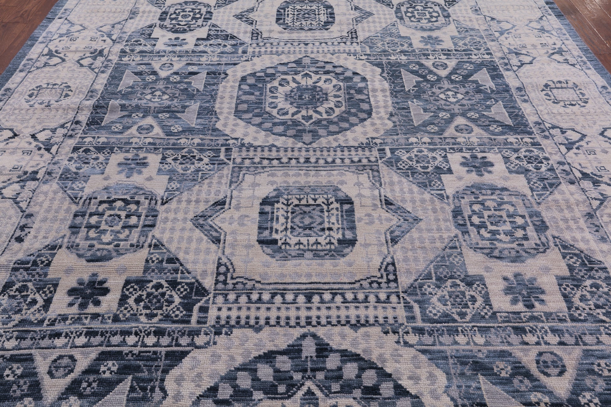 Geometric Persian Mamluk Hand Knotted Wool Rug - 9' 0" X 12' 2" - Golden Nile