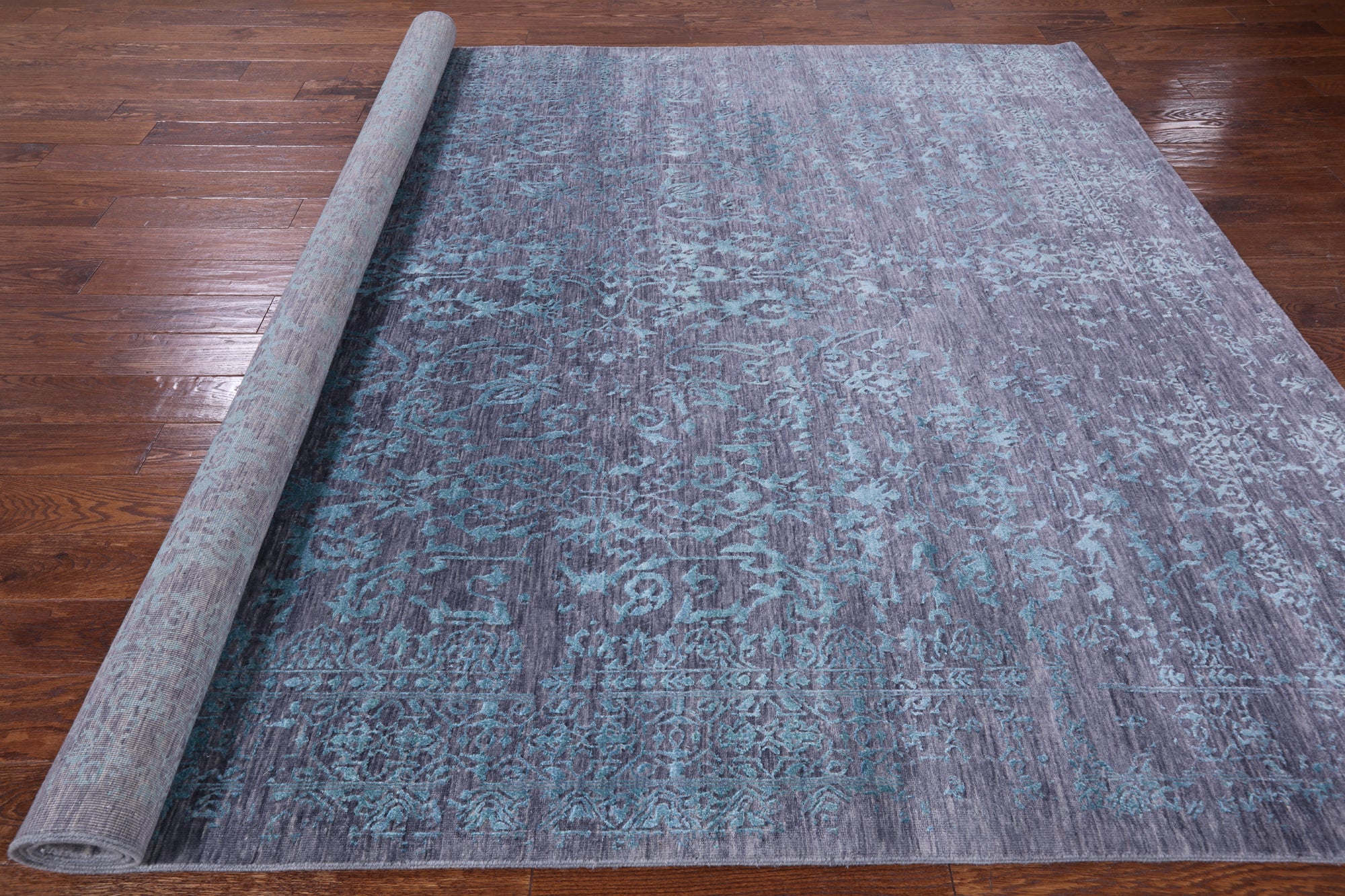Grey Modern Hand Knotted Wool & Silk Rug - 7' 11" X 9' 11" - Golden Nile