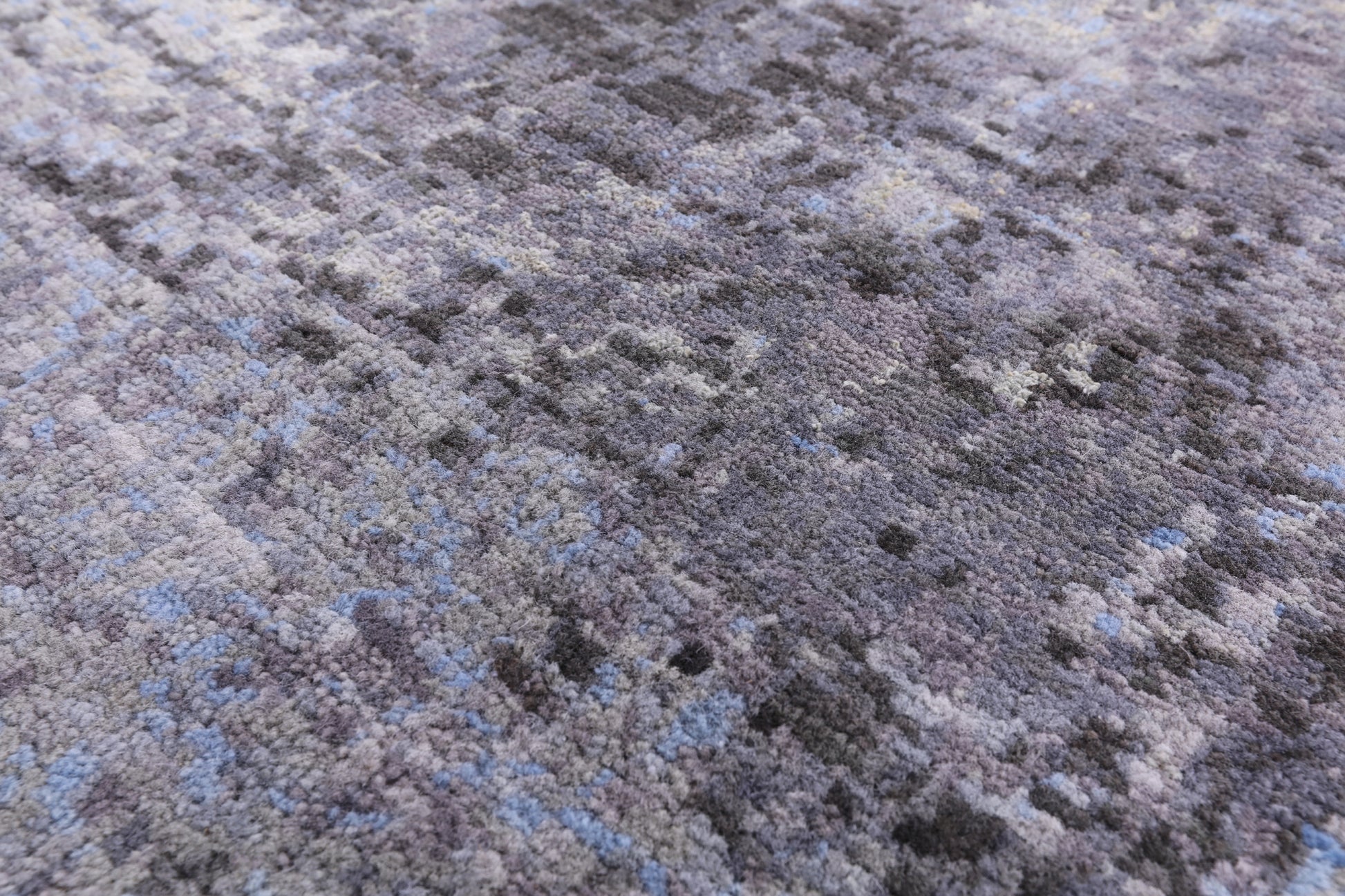 Abstract Modern Hand Knotted Wool & Silk Rug - 7' 11" X 9' 11" - Golden Nile