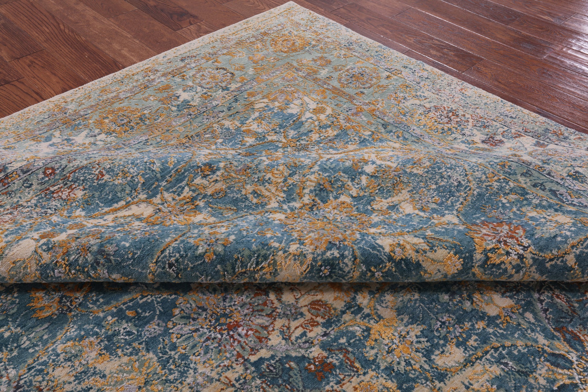 Modern Hand Knotted Wool & Silk Rug - 7' 11" X 10' 2" - Golden Nile